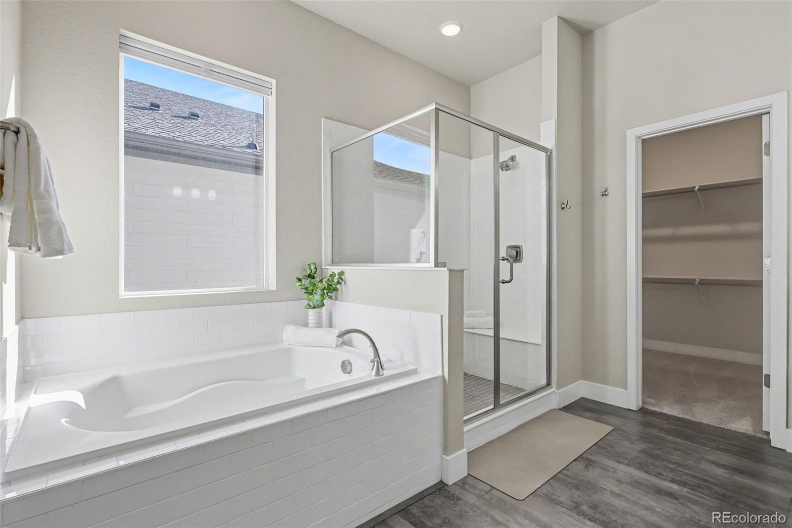 6532 Twin Falls Court