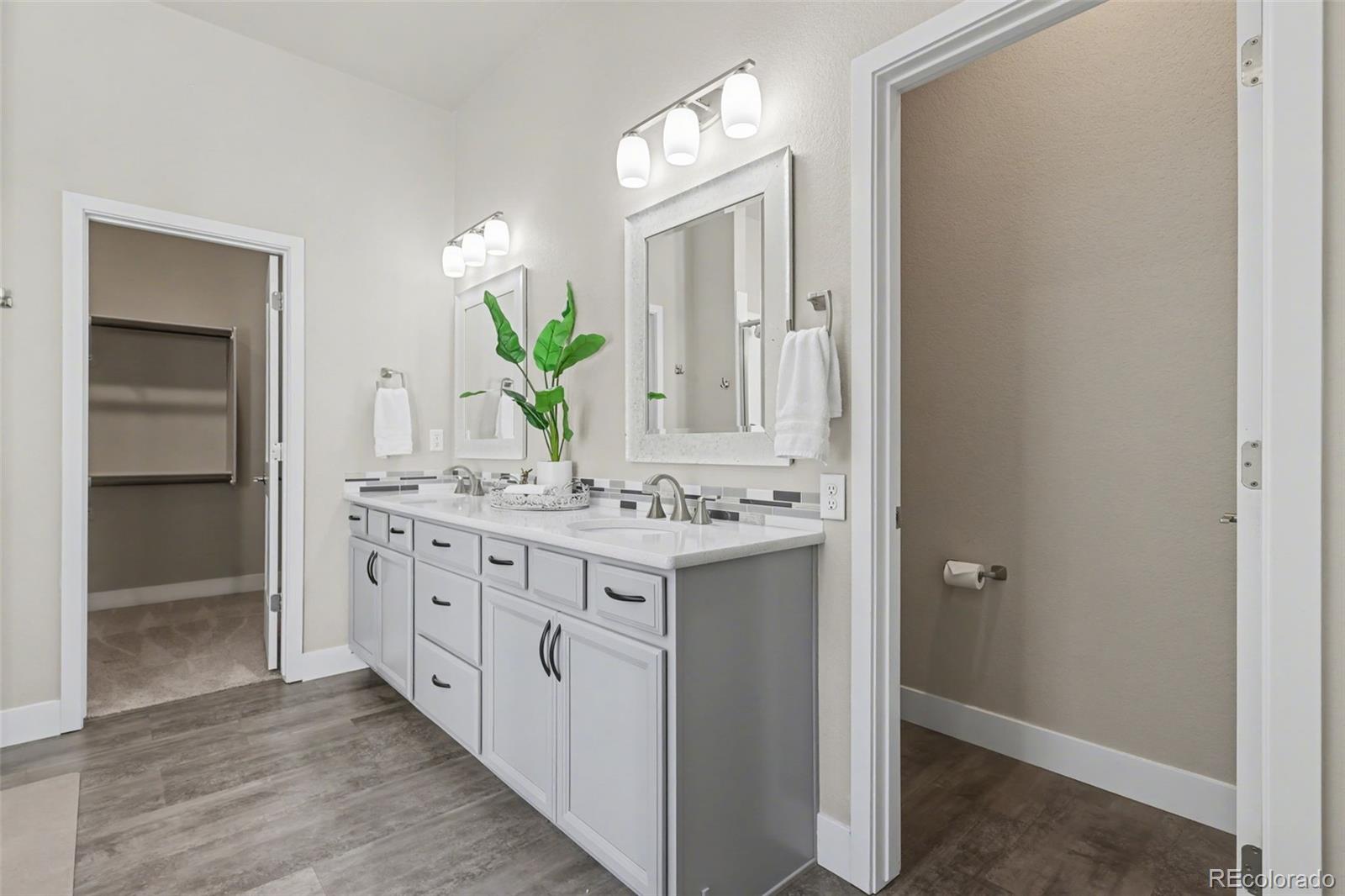 6532 Twin Falls Court