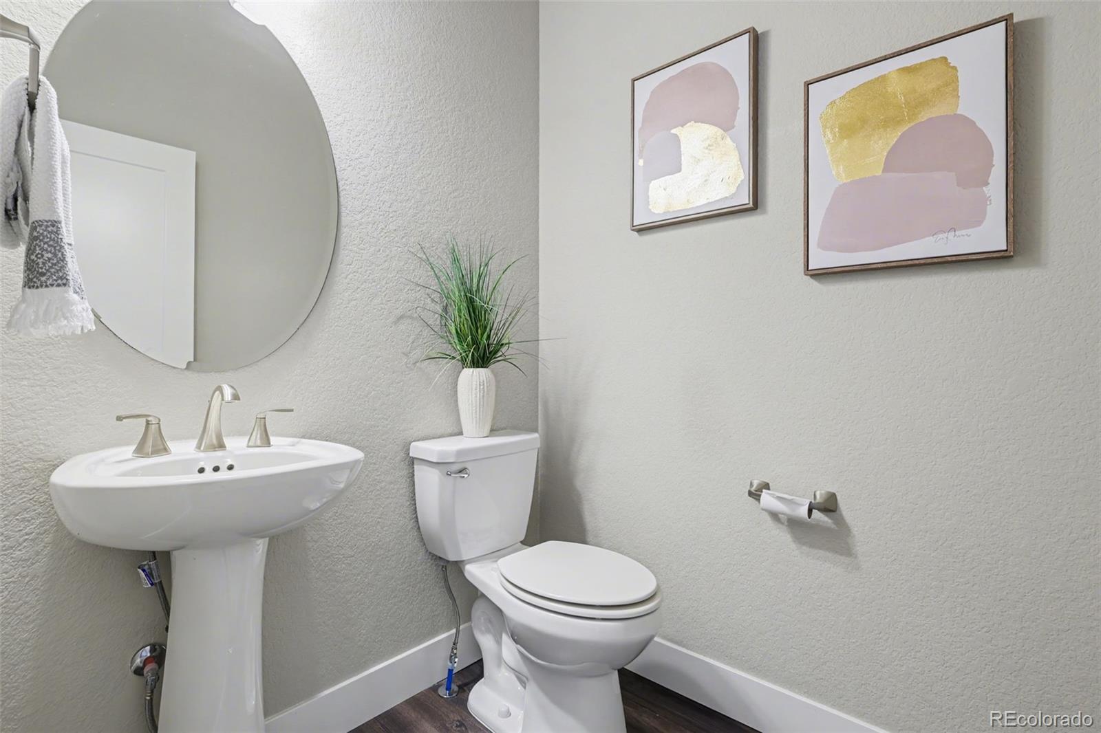 6532 Twin Falls Court