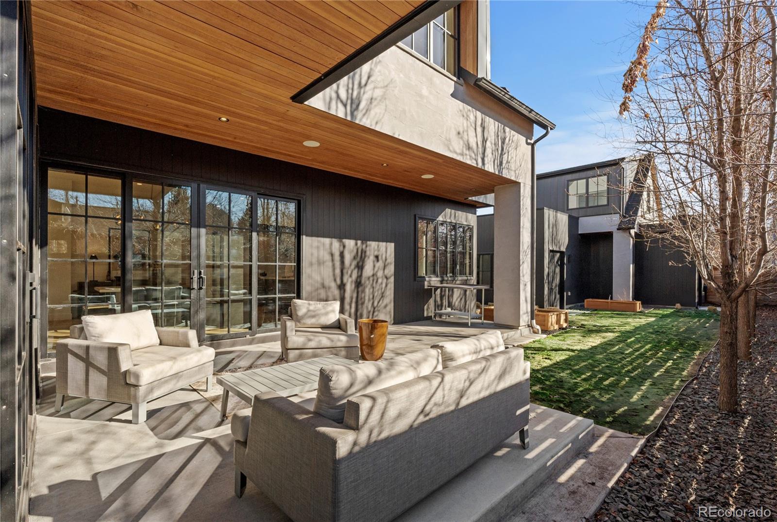 2010 S Clarkson Street