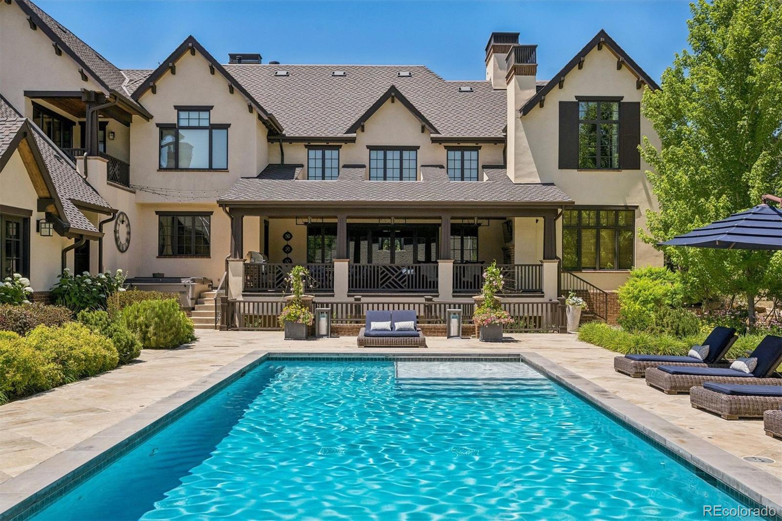 4 Vista Road