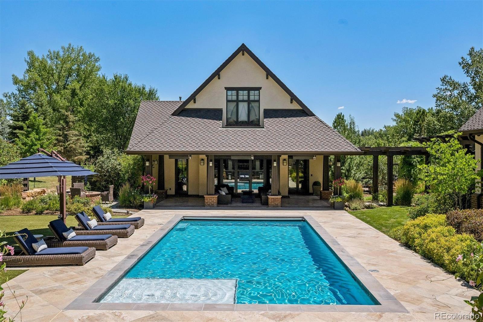 4 Vista Road