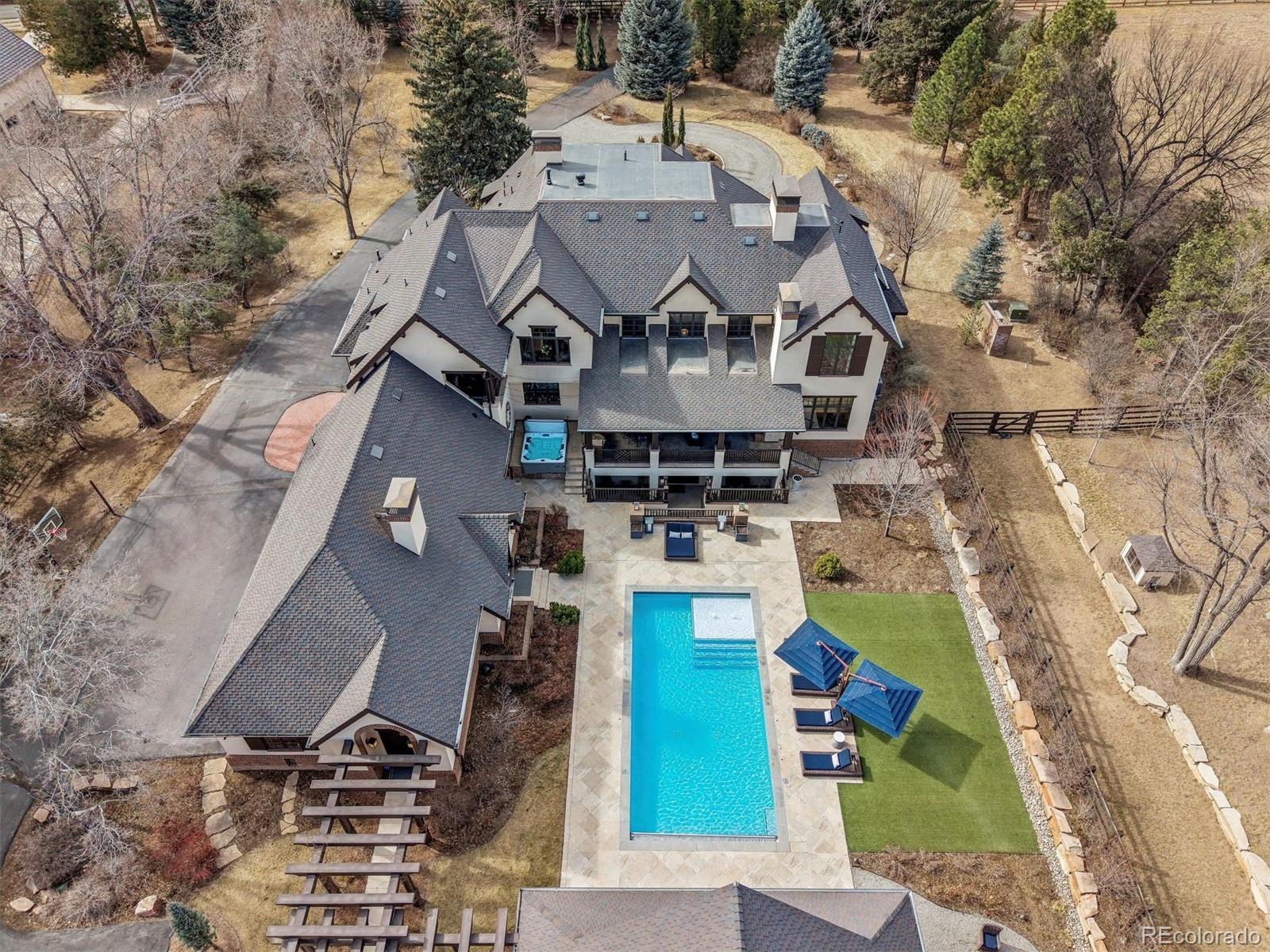 4 Vista Road