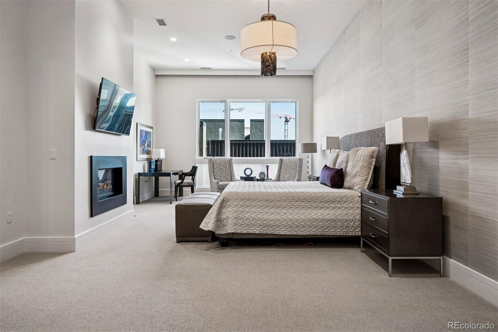 250 Columbine Street Unit: 703