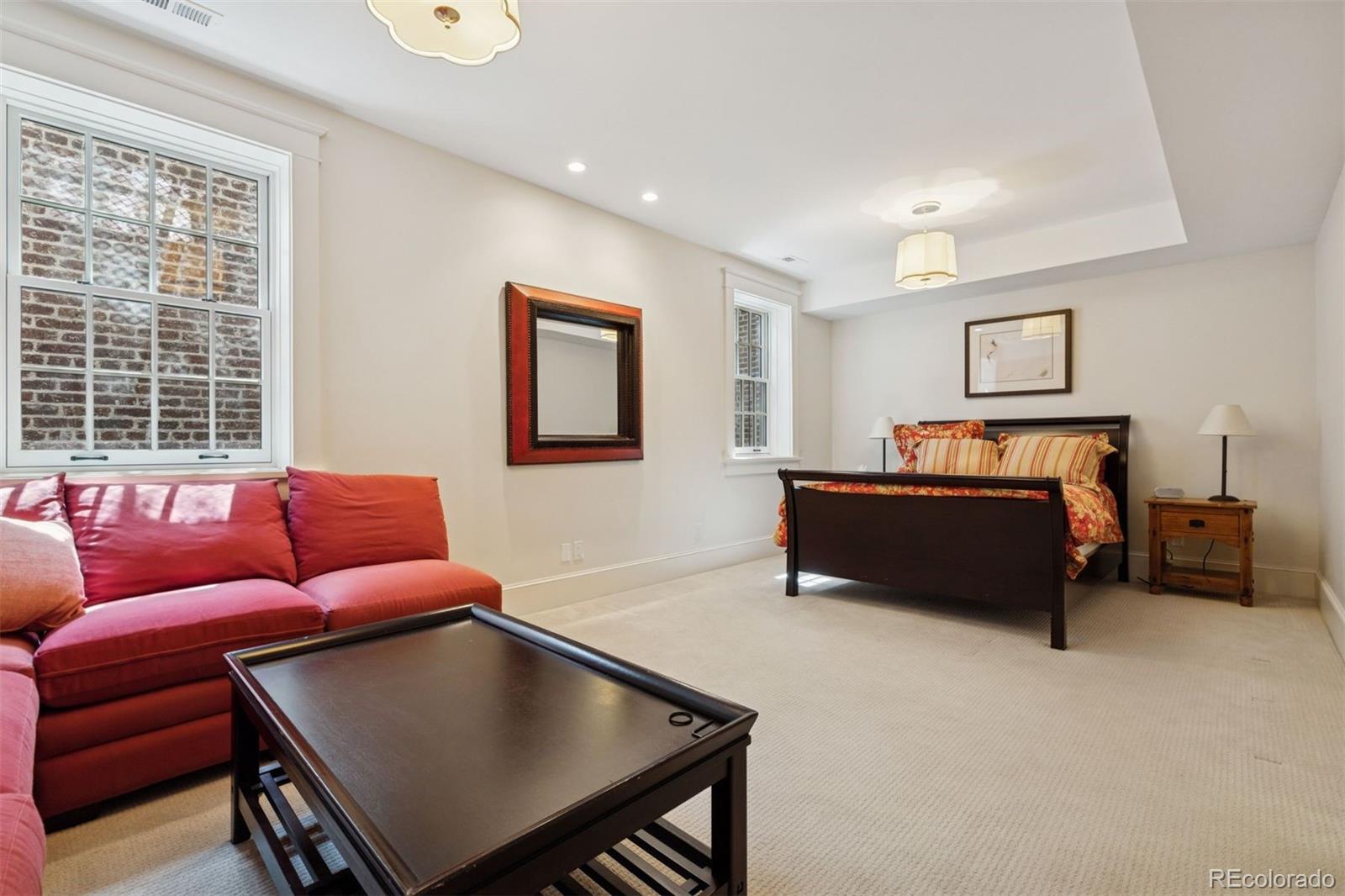 1 S Kearney Street