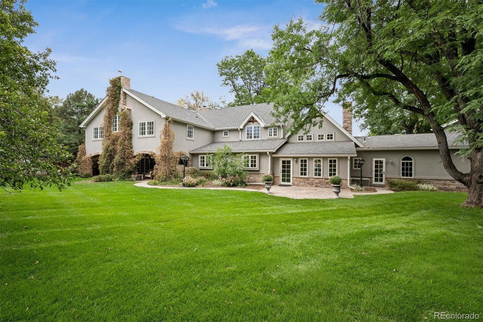 5 Viking Drive