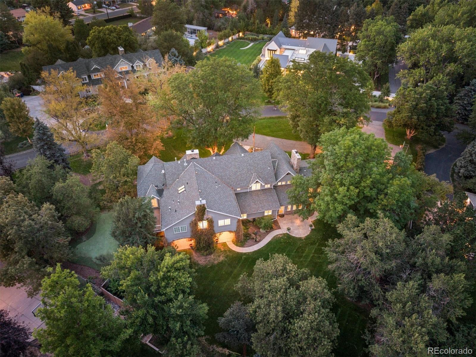 5 Viking Drive