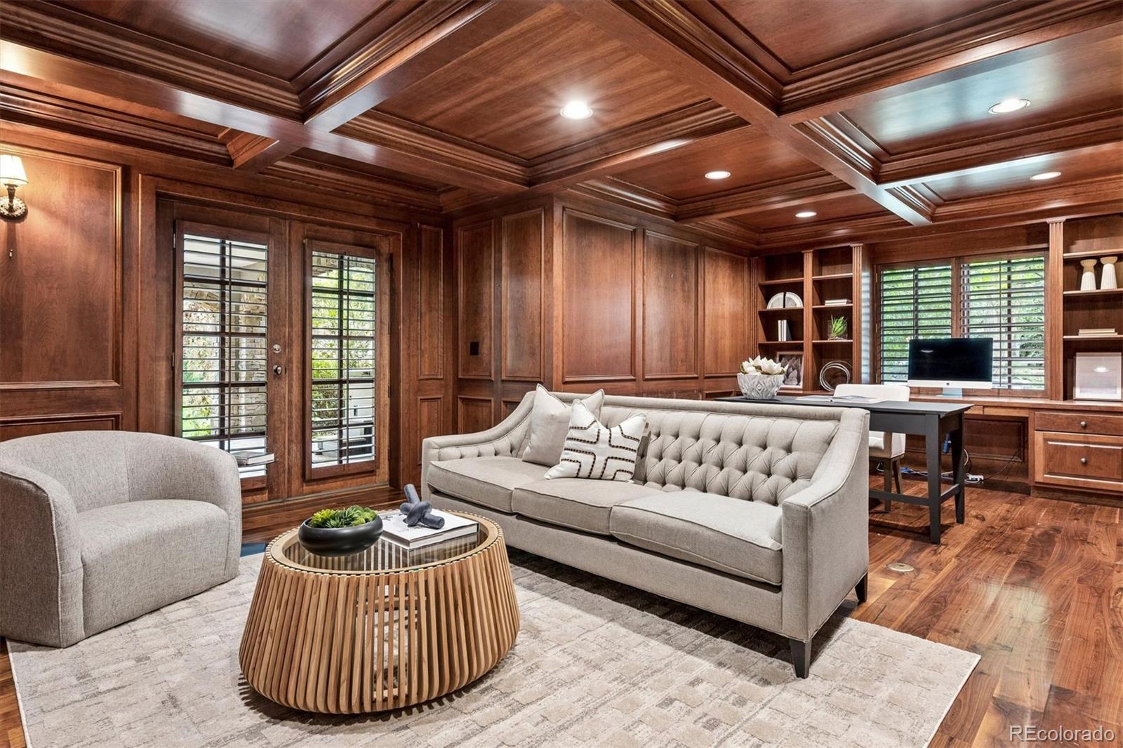5 Viking Drive
