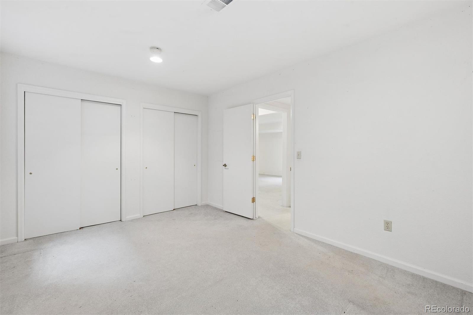 30 S Dexter Street