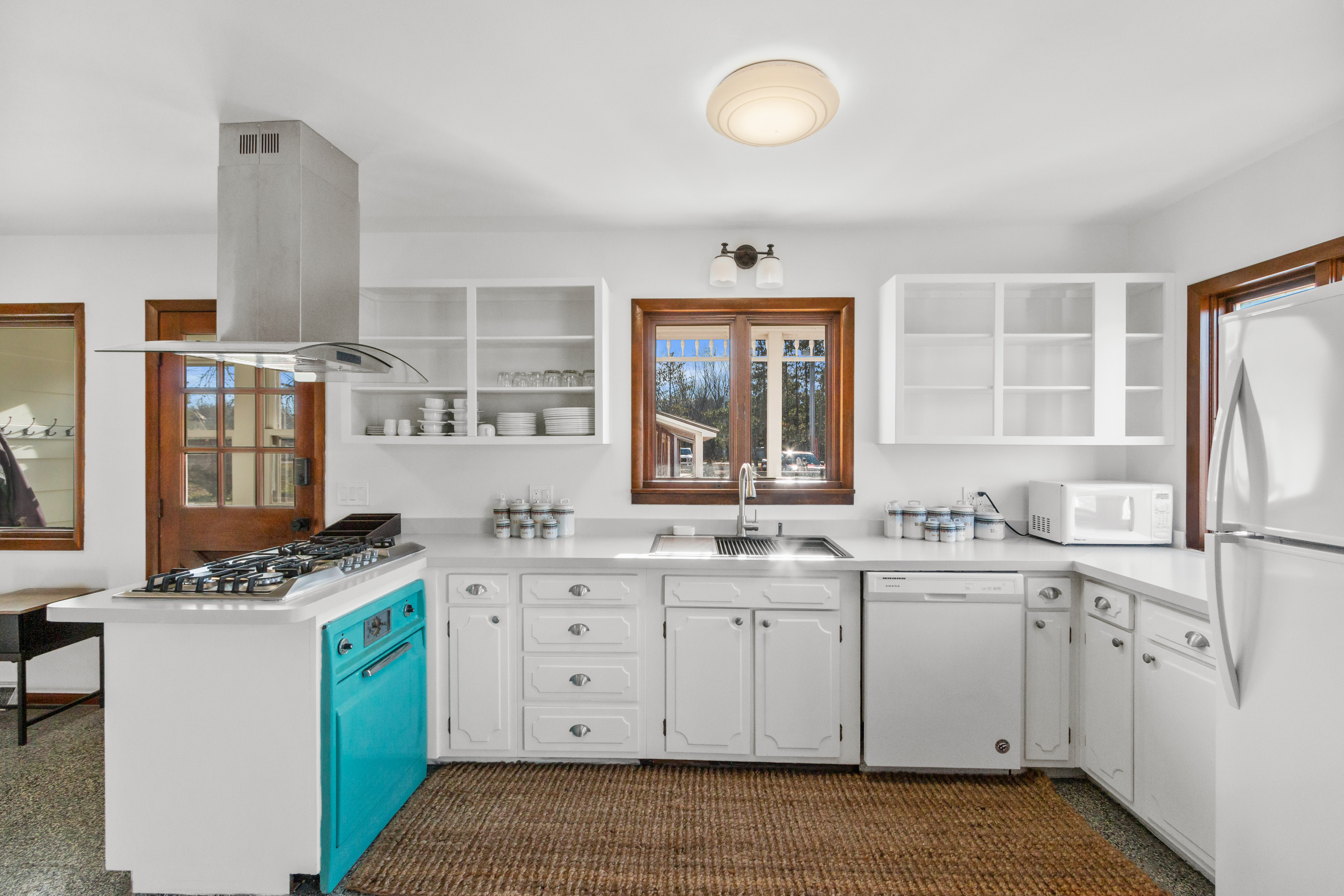 1404 Stoney Brook Rd W 