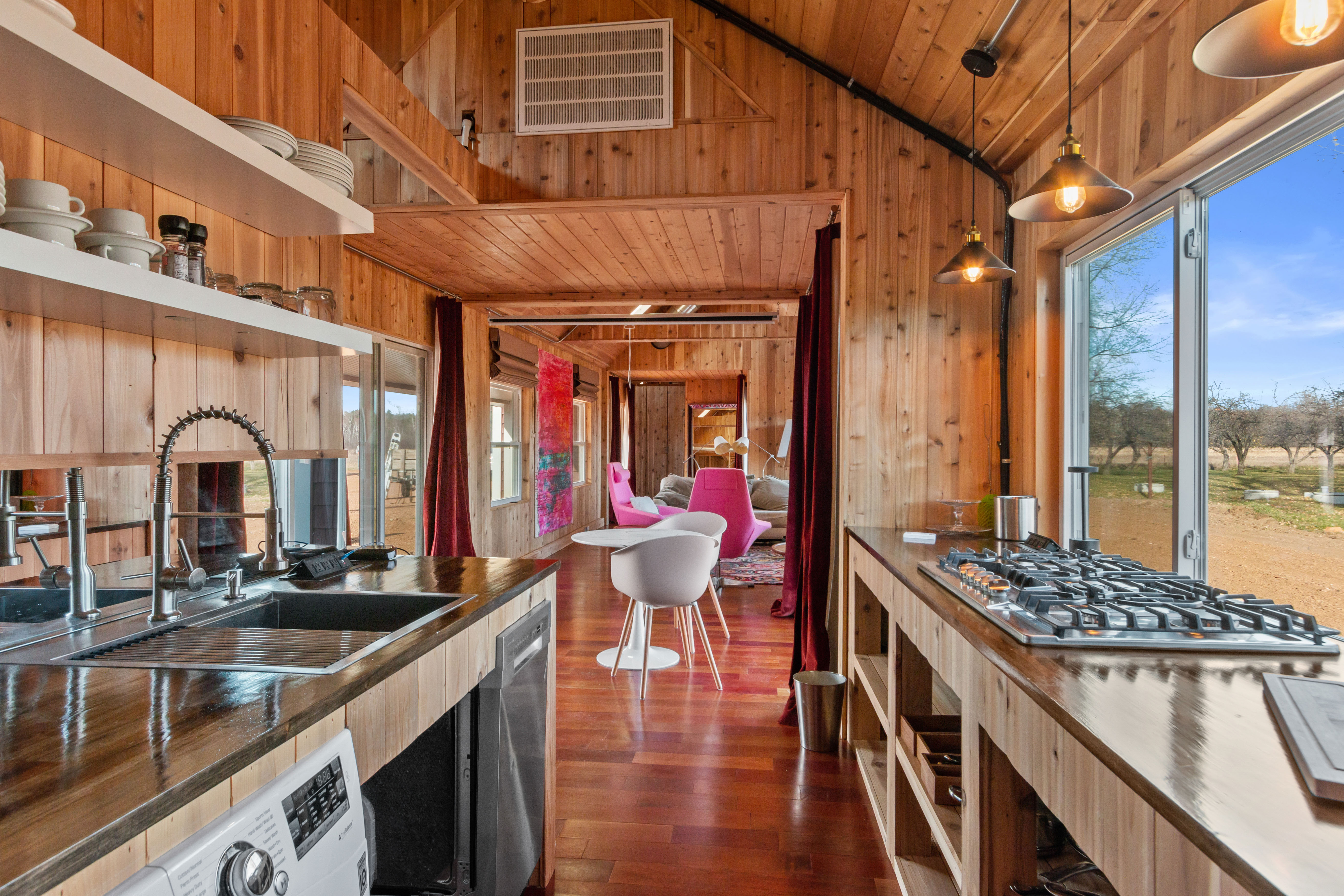 1404 Stoney Brook Rd W 