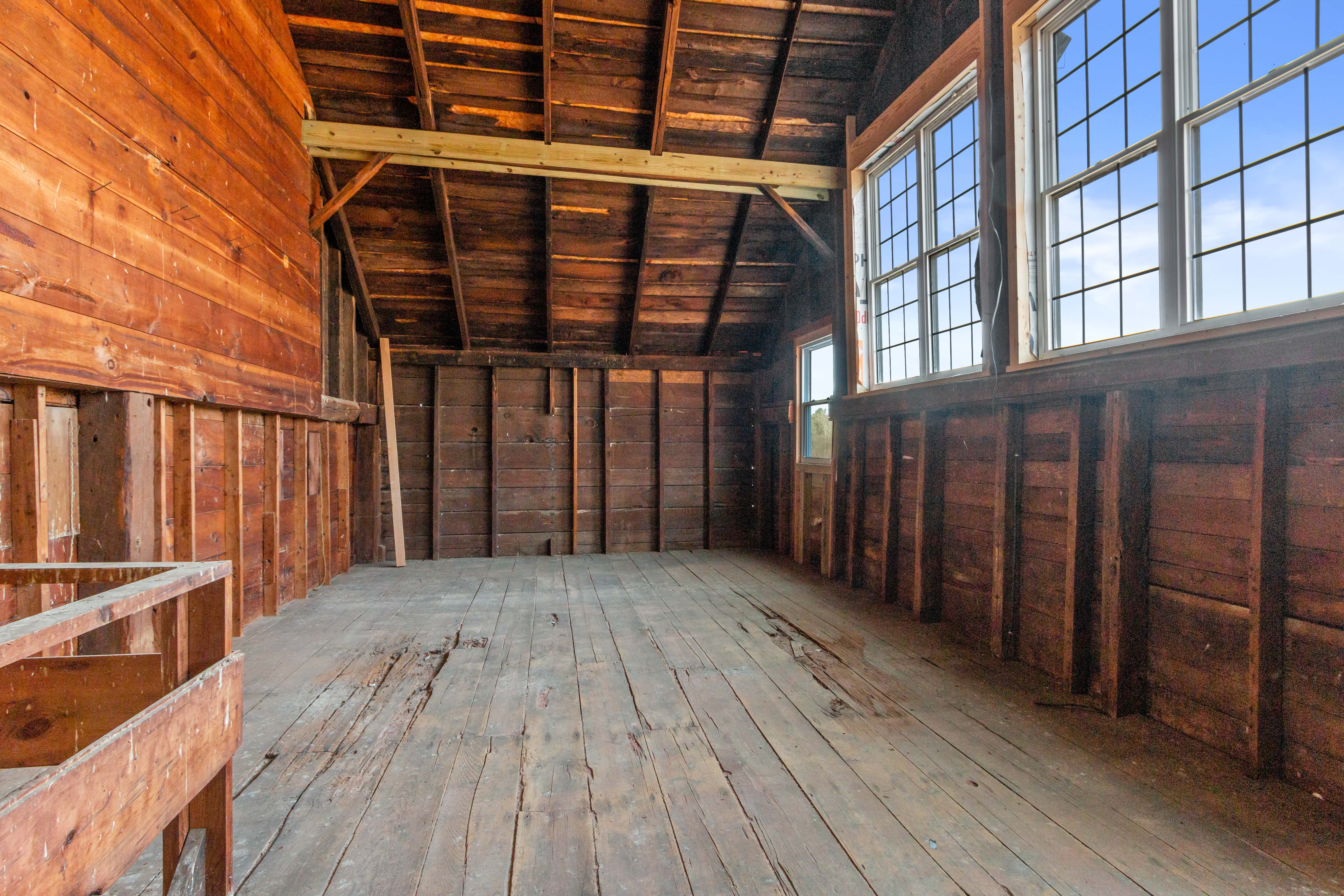 1404 Stoney Brook Rd W 