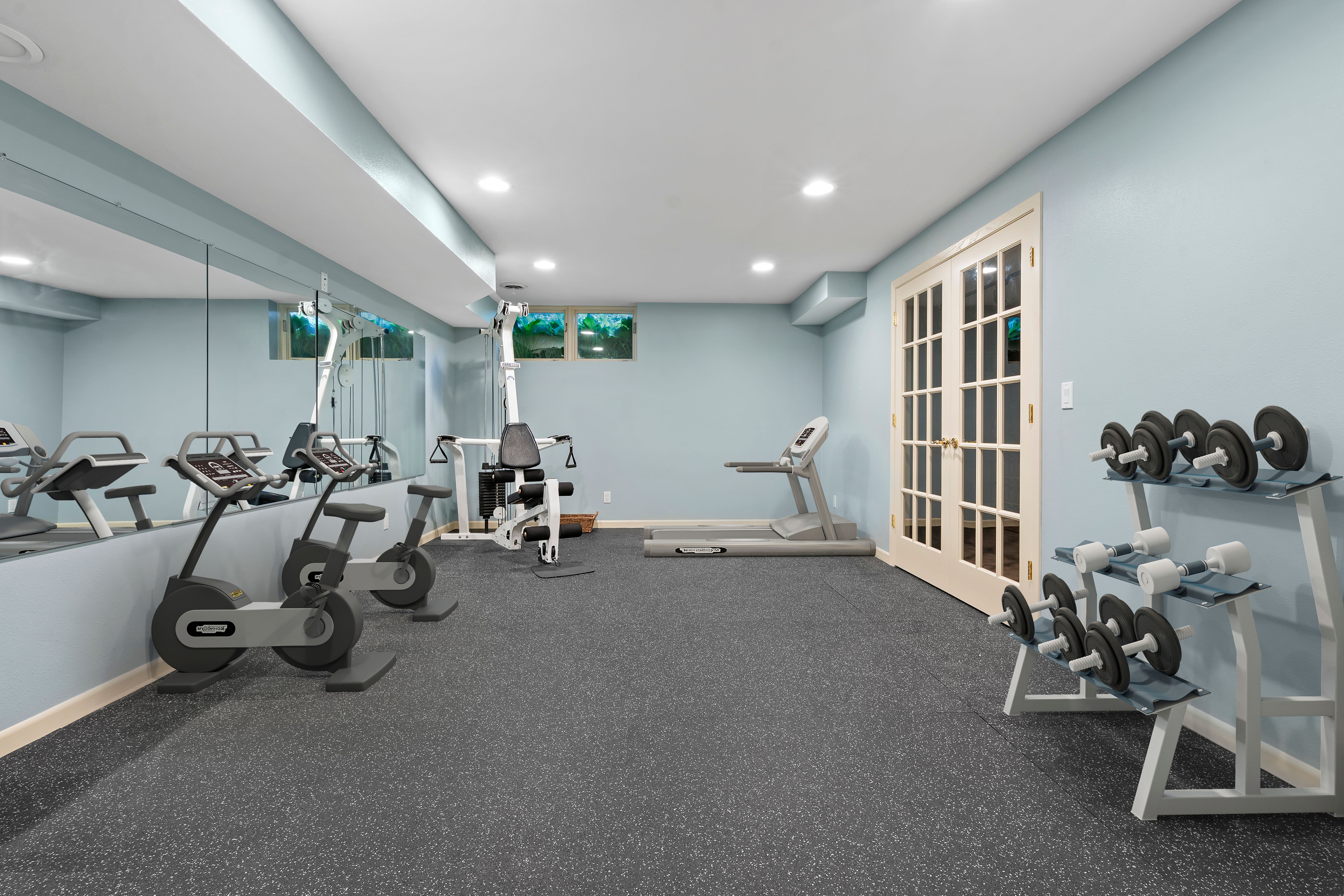10435 N. Riverlake Dr. 