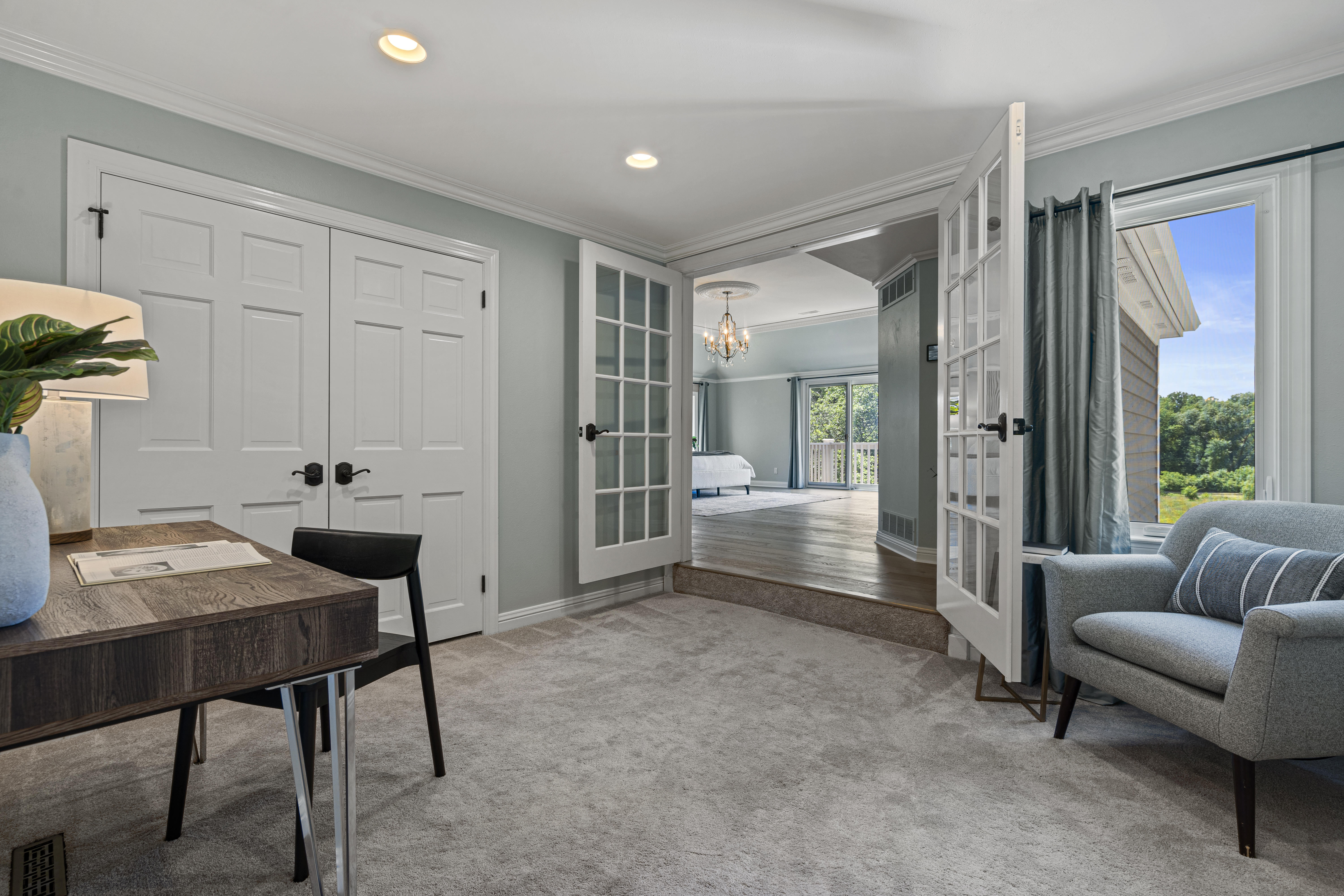 10435 N. Riverlake Dr. 