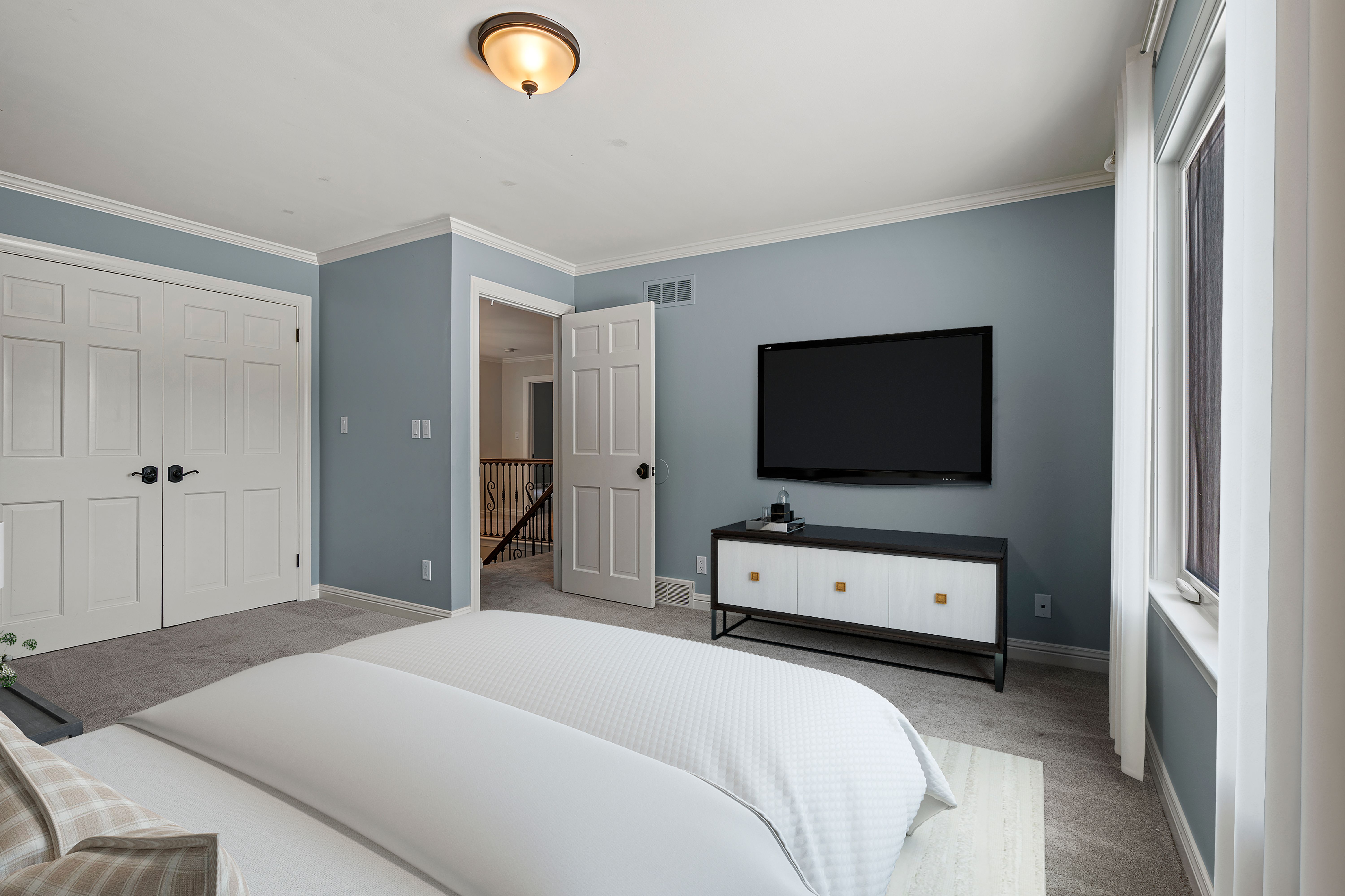 10435 N. Riverlake Dr. 