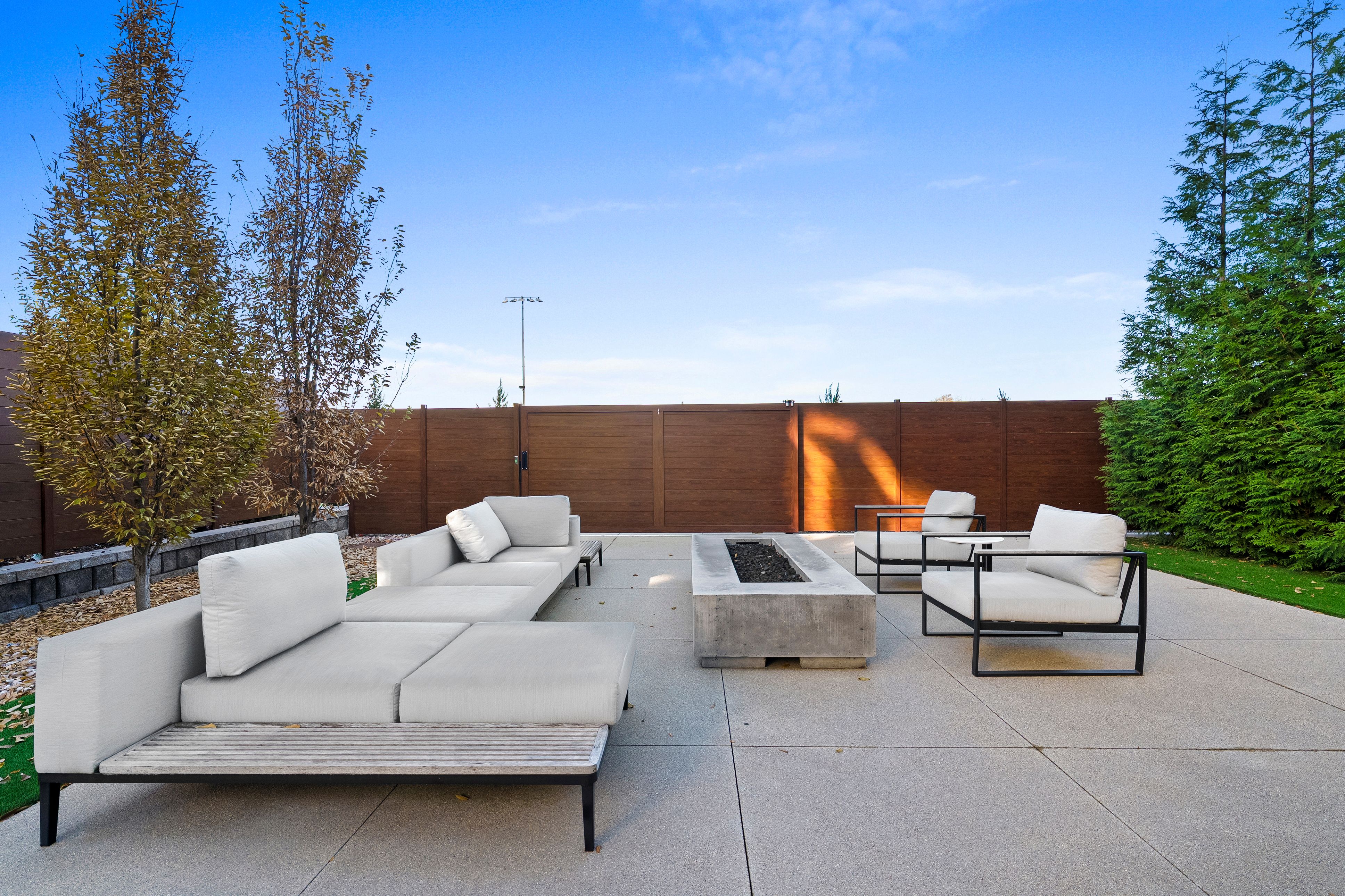 1110 Brookwood Drive 