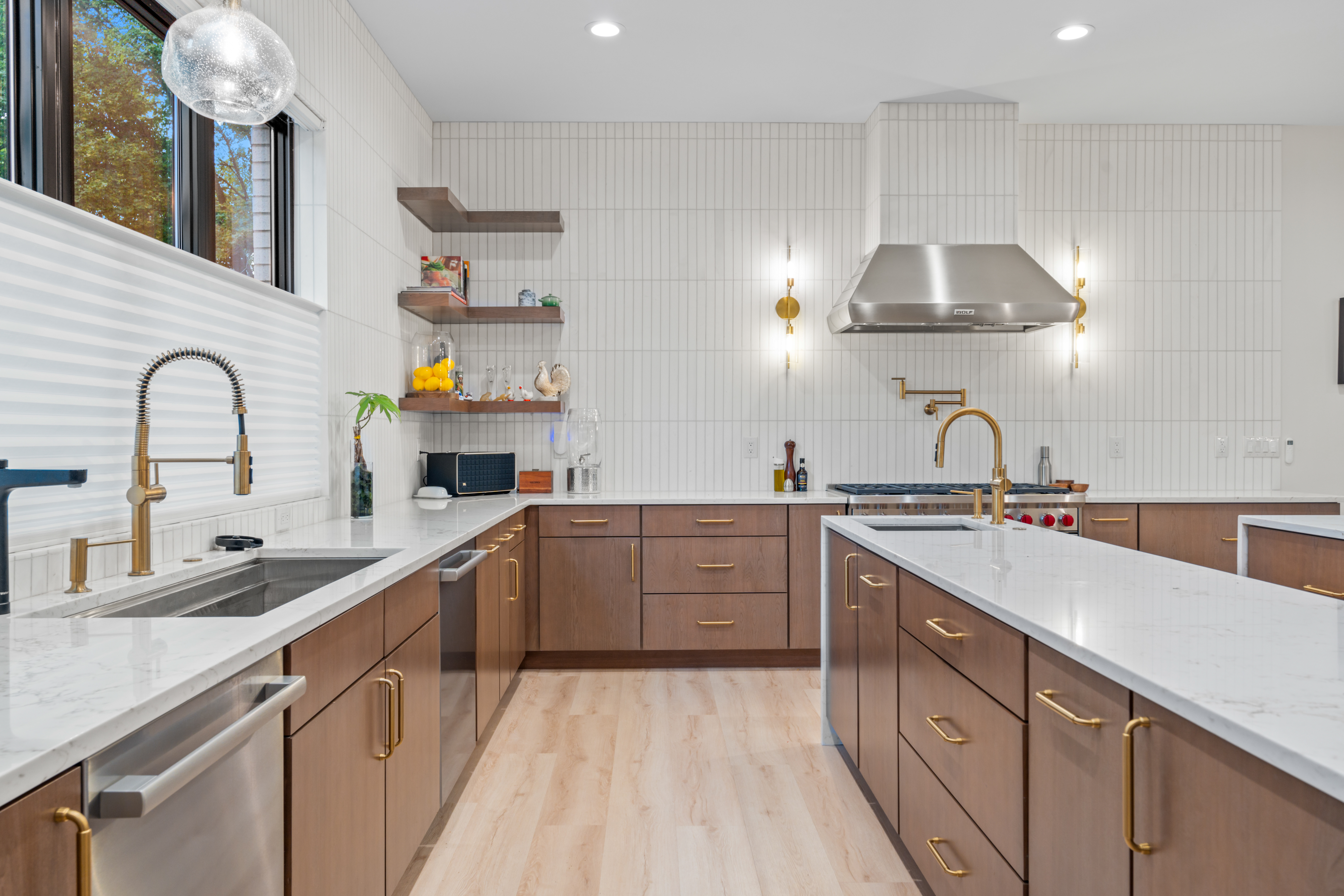 2409 N. Terrace Ave. 