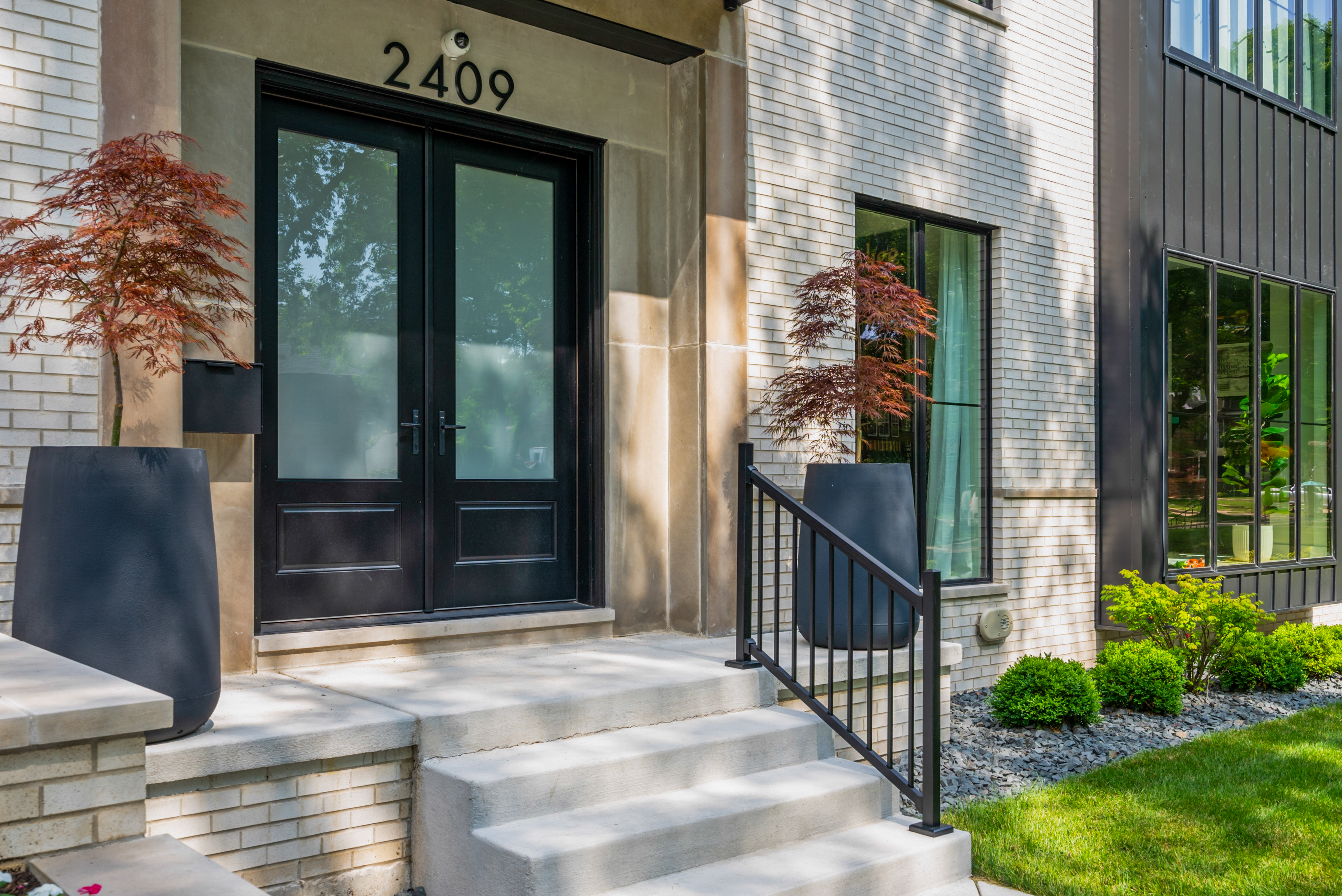 2409 N. Terrace Ave. 