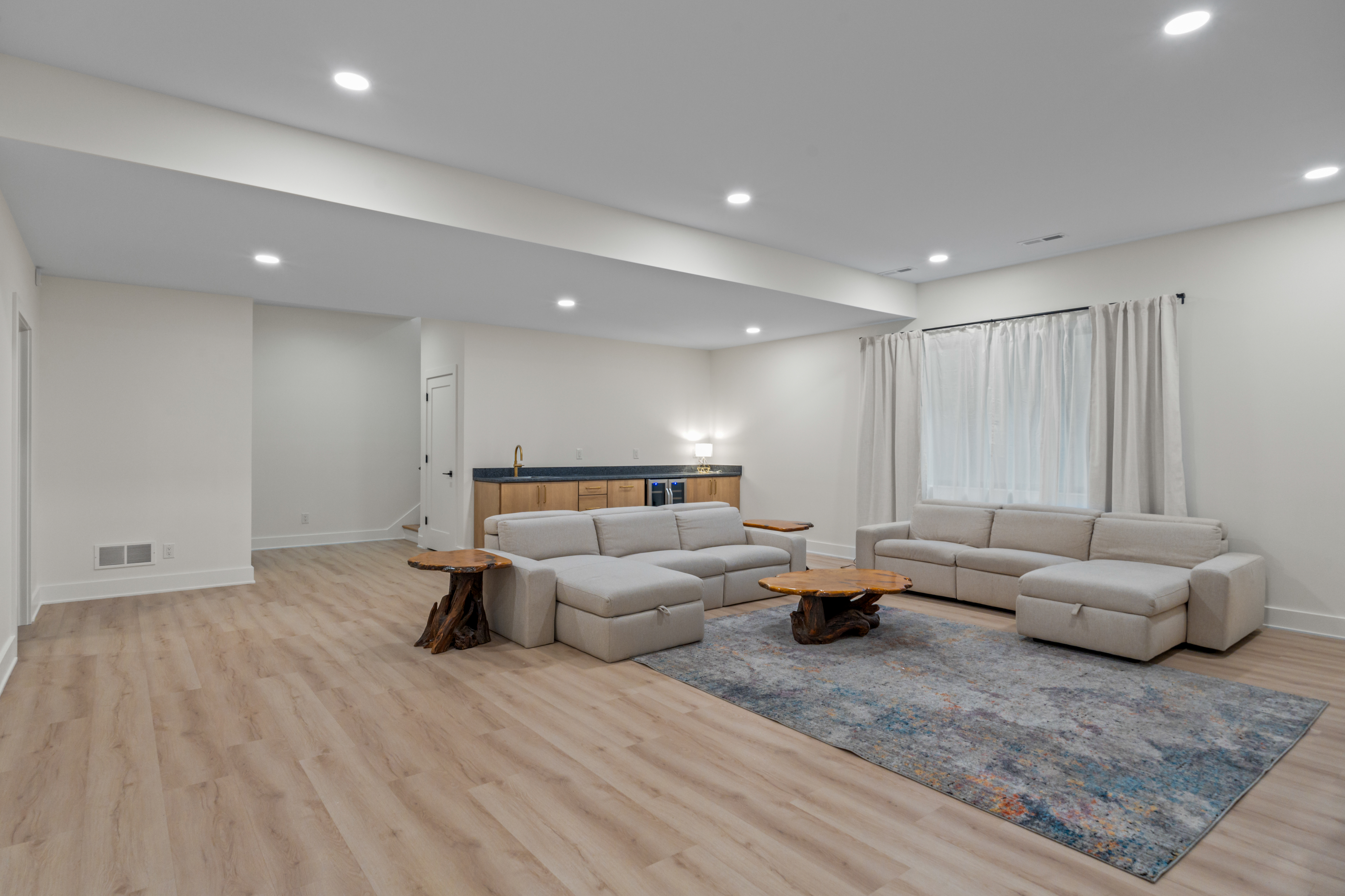 2409 N. Terrace Ave. 