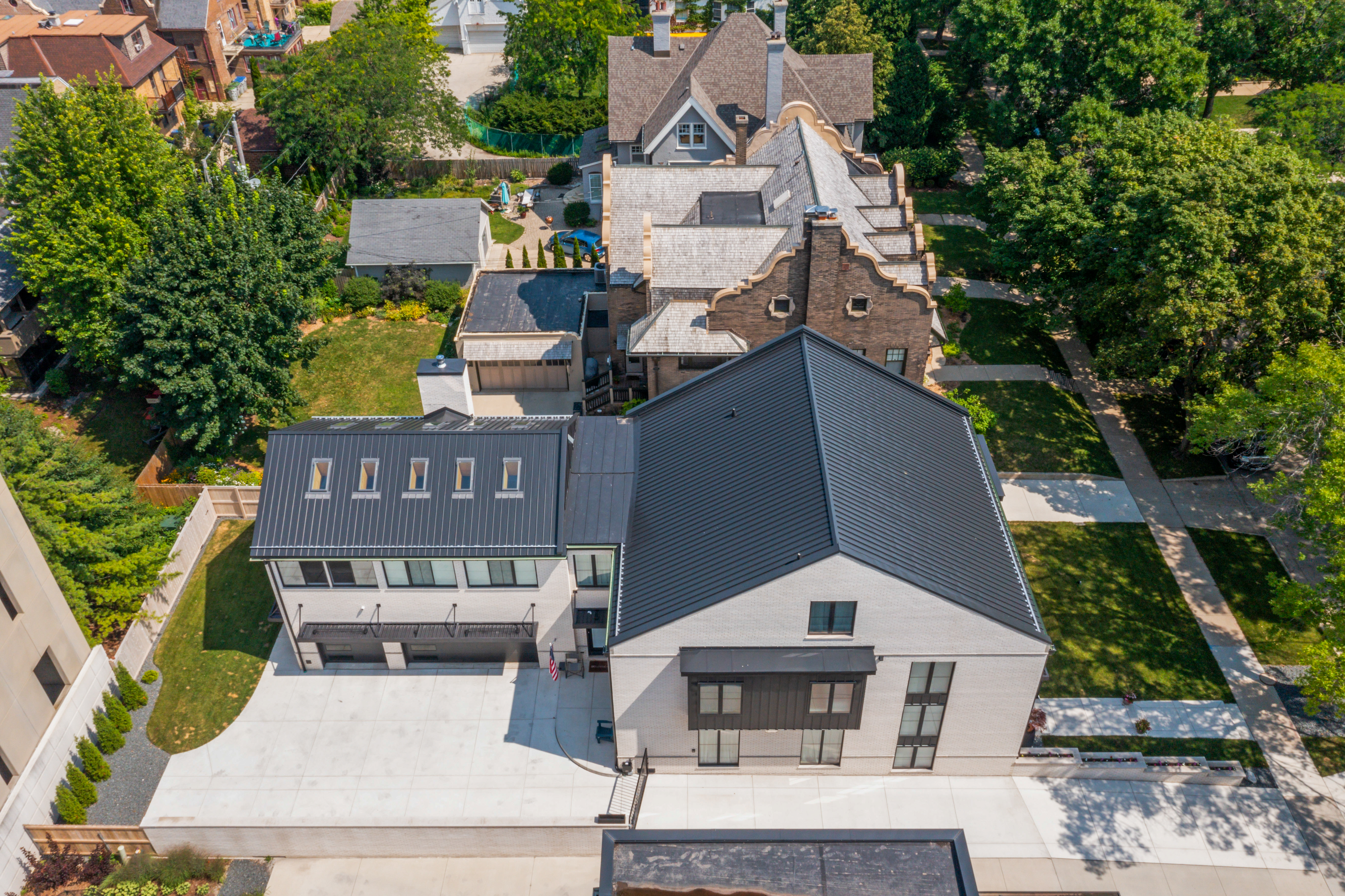 2409 N. Terrace Ave. 