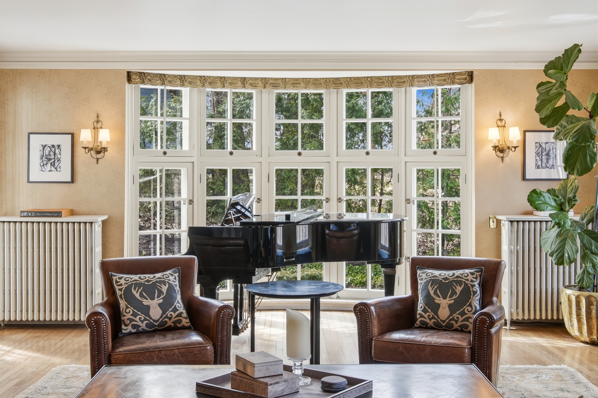 323 S. Garfield Ave. 