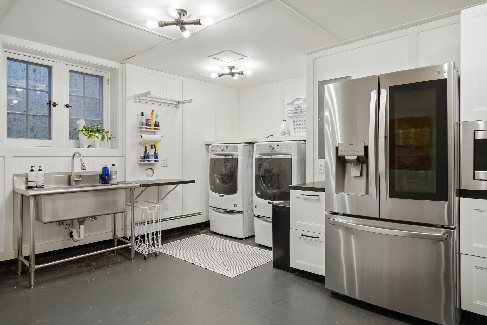 323 S. Garfield Ave. 