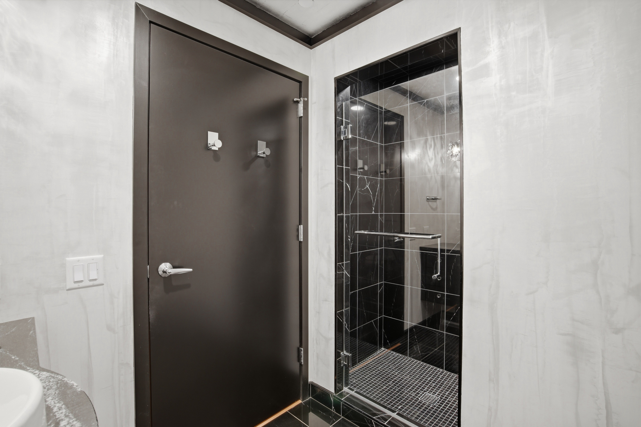 923 E. Kilbourn Ave. Unit 1703