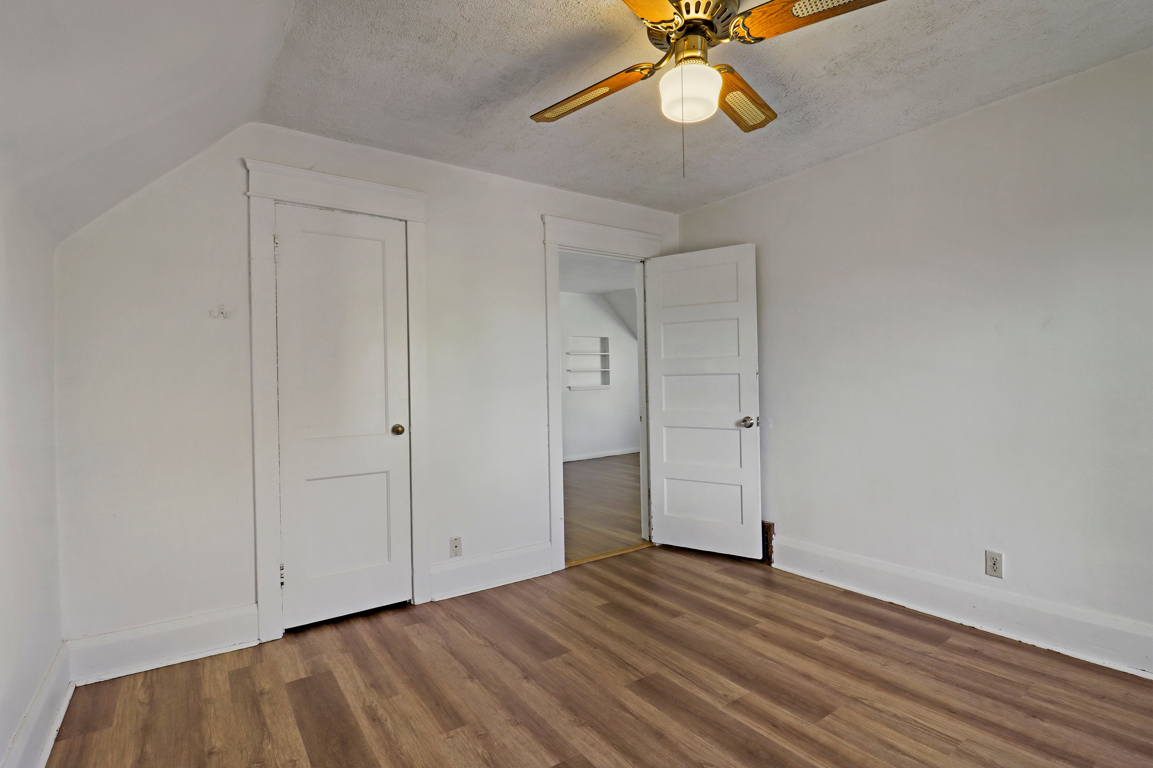 3672 E. Hammond Ave. 
