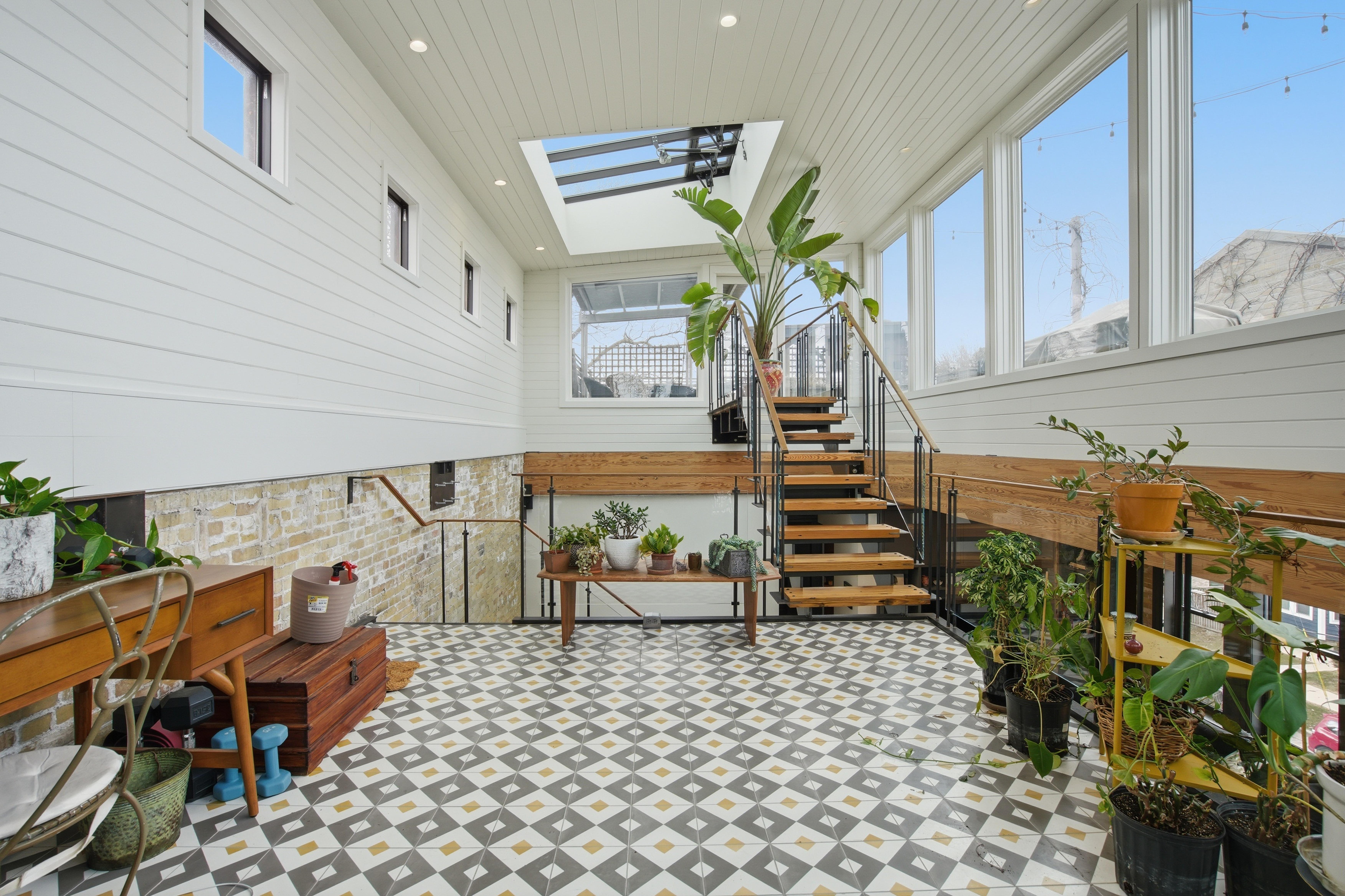 1945 N. Bartlett Avenue 