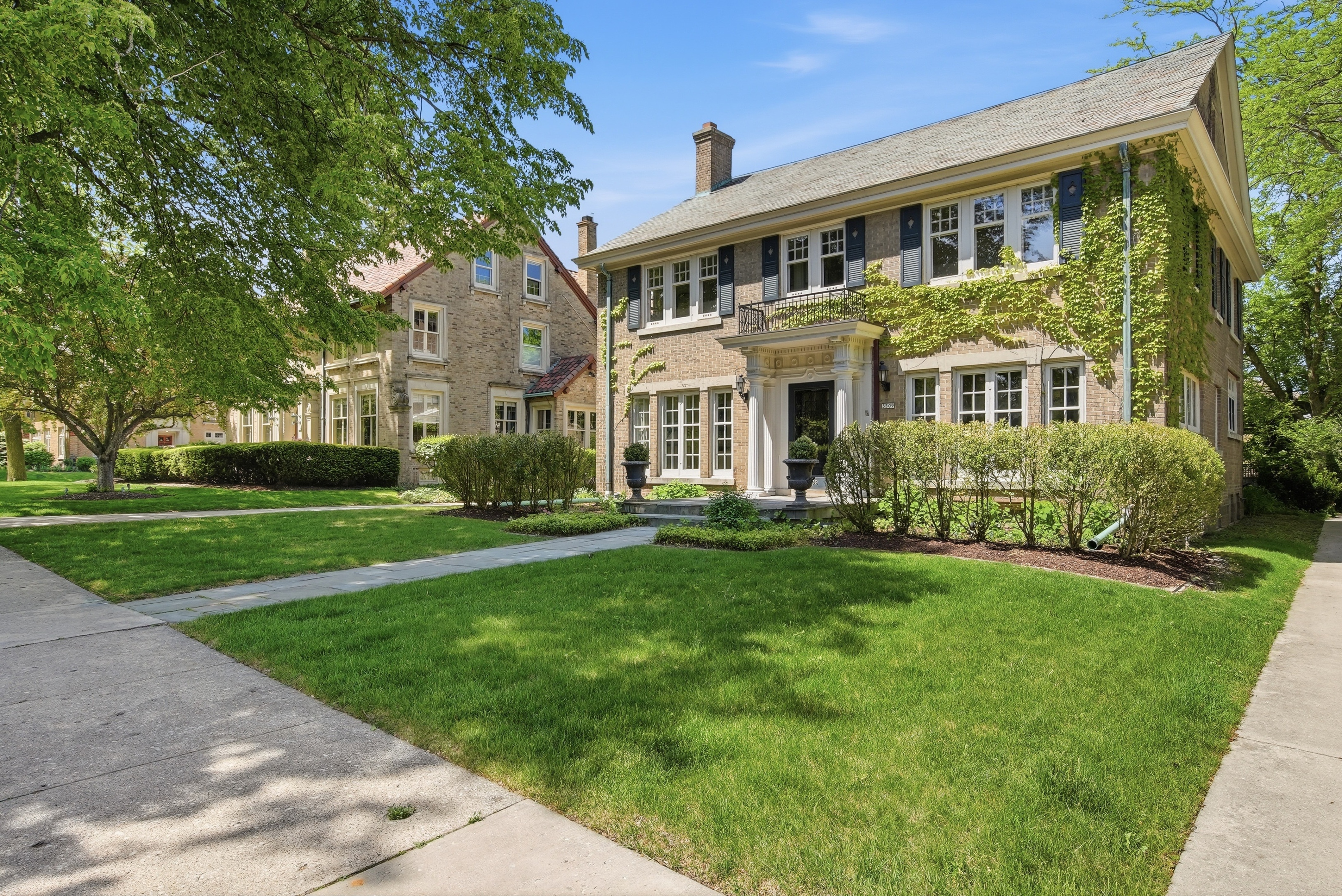 3509 N. Summit Avenue 