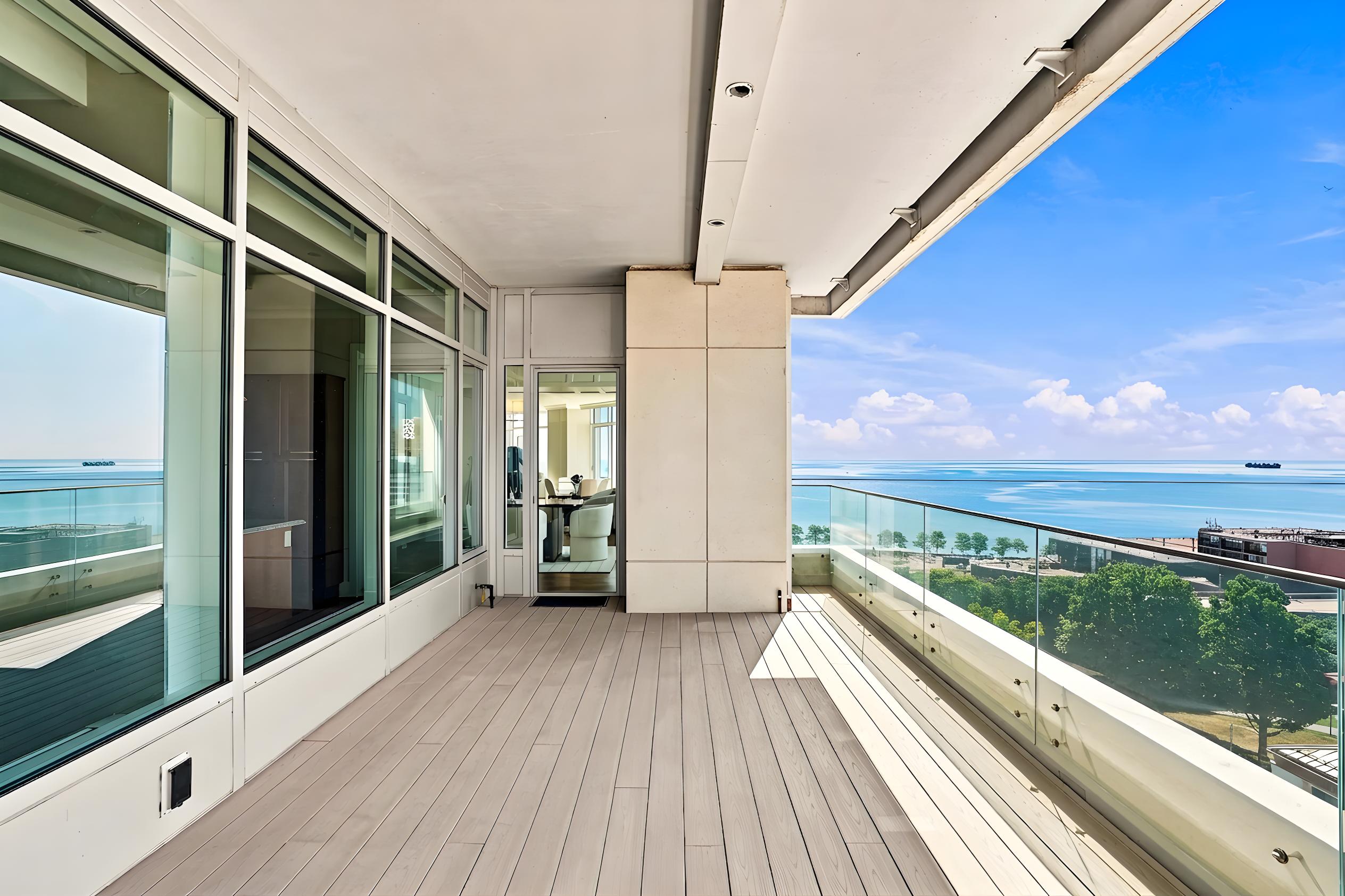 825 N. Prospect Ave. Unit 902
