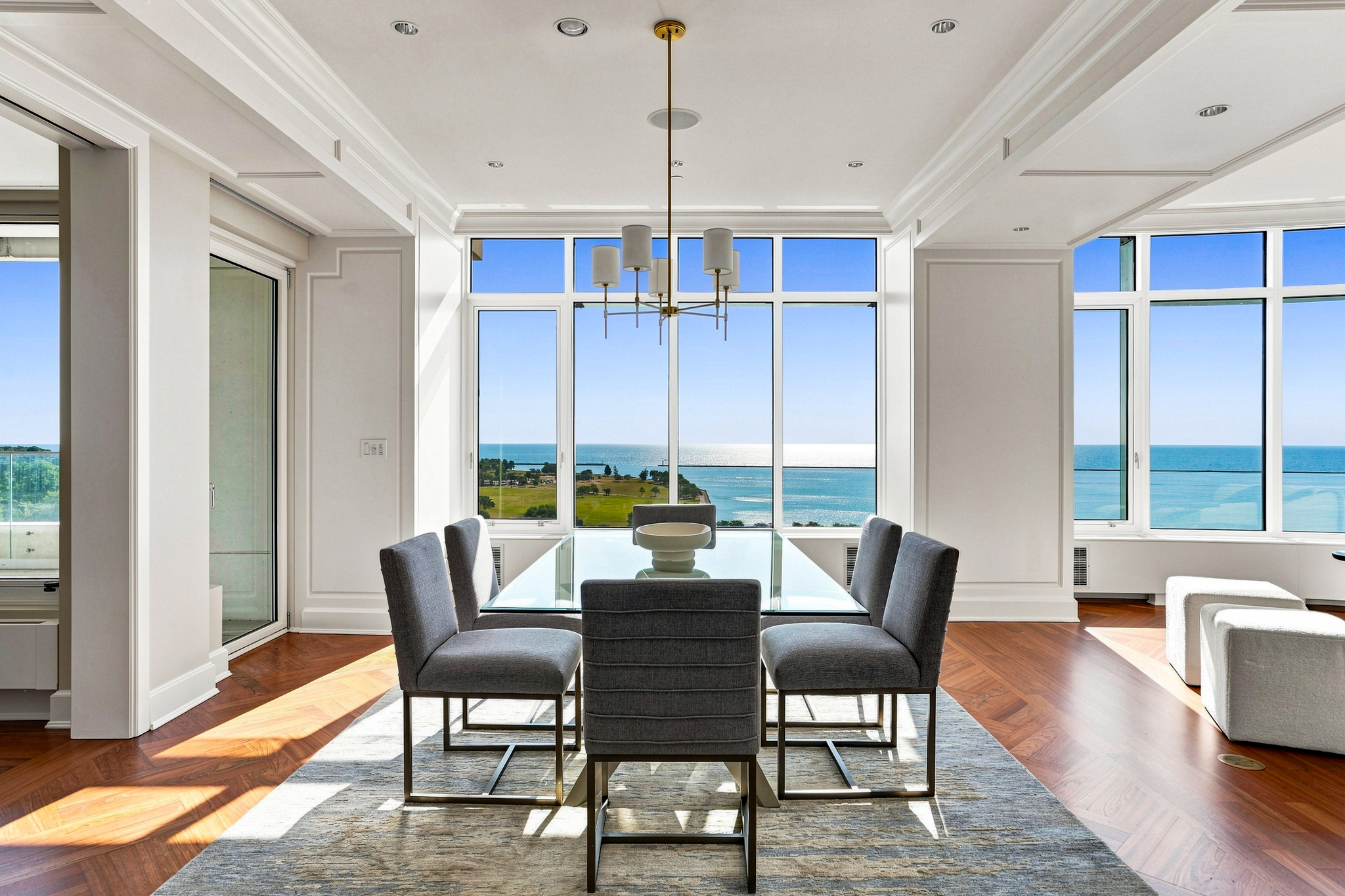 825 N. Prospect Ave. Unit 901