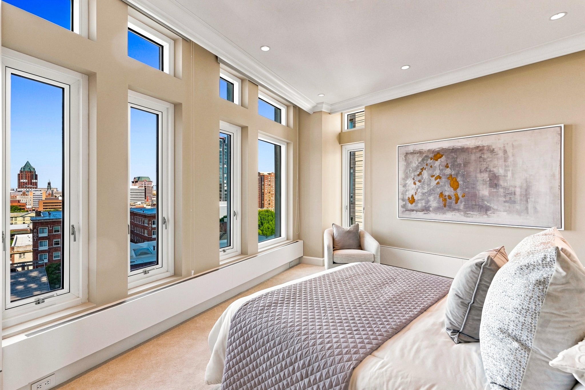 825 N. Prospect Ave. Unit 901