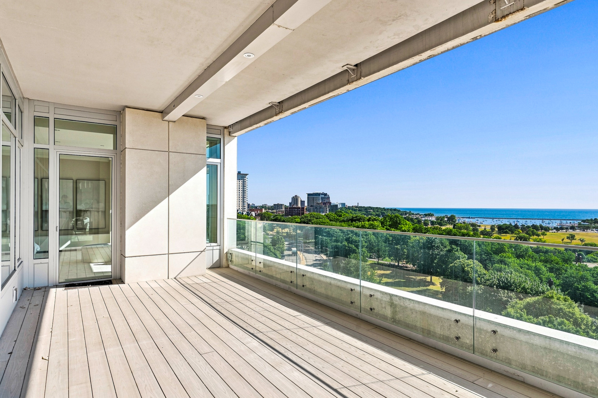 825 N. Prospect Ave. Unit 901