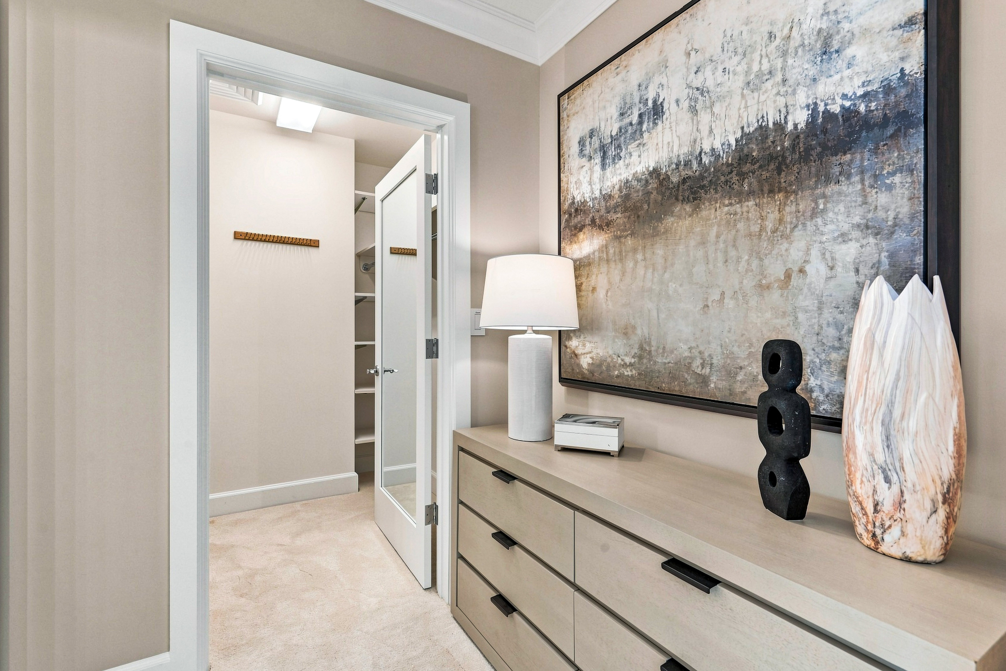 825 N. Prospect Ave. Unit 901