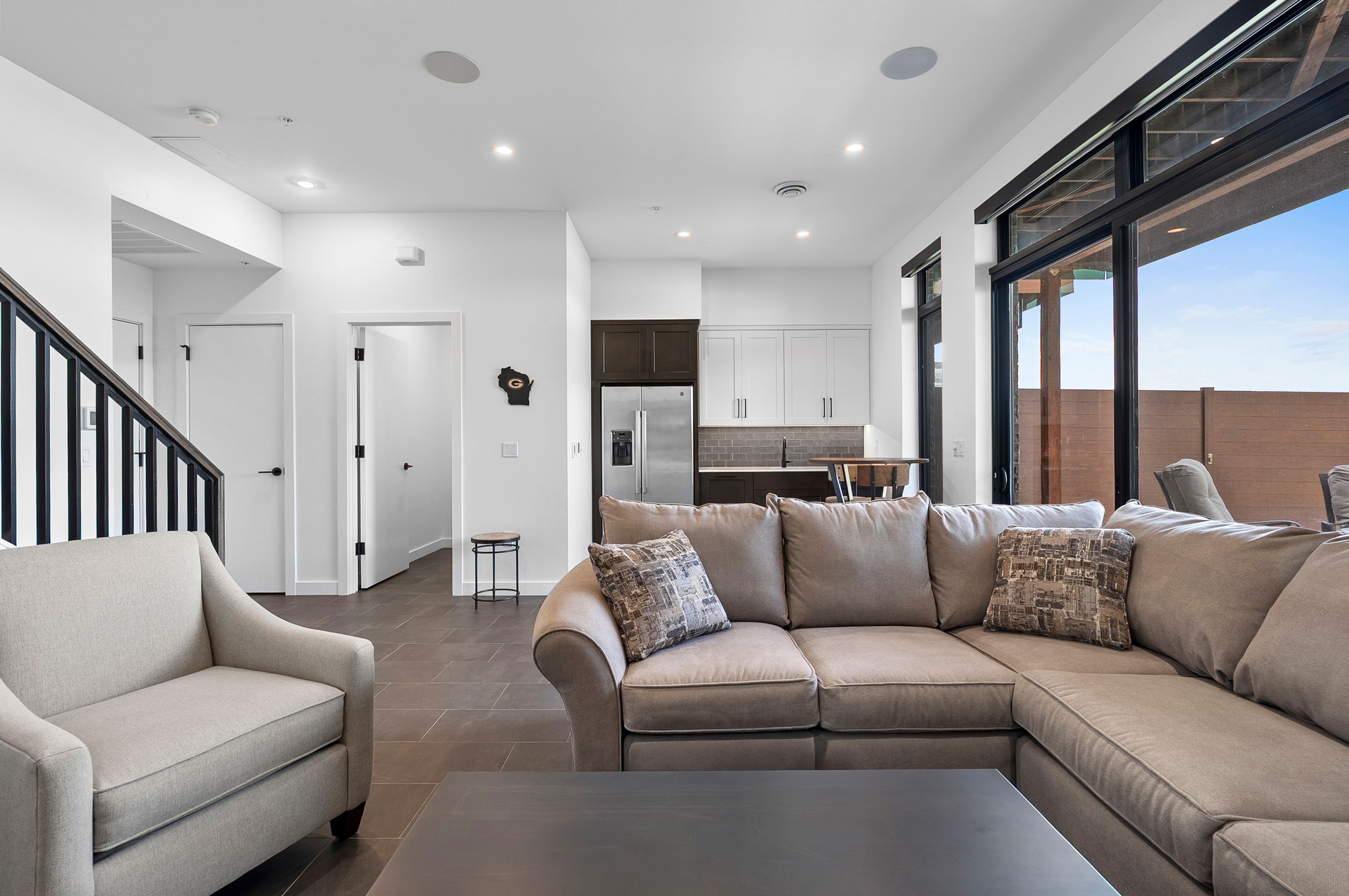 1096 Brookwood Drive 