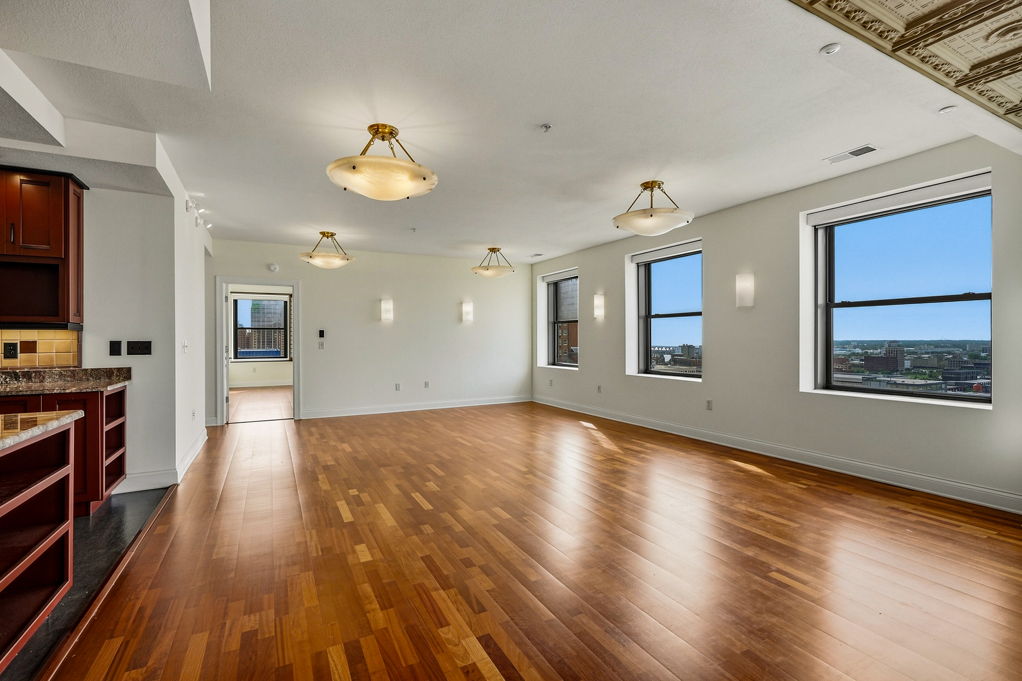 606 W. Wisconsin Ave. Unit 1801