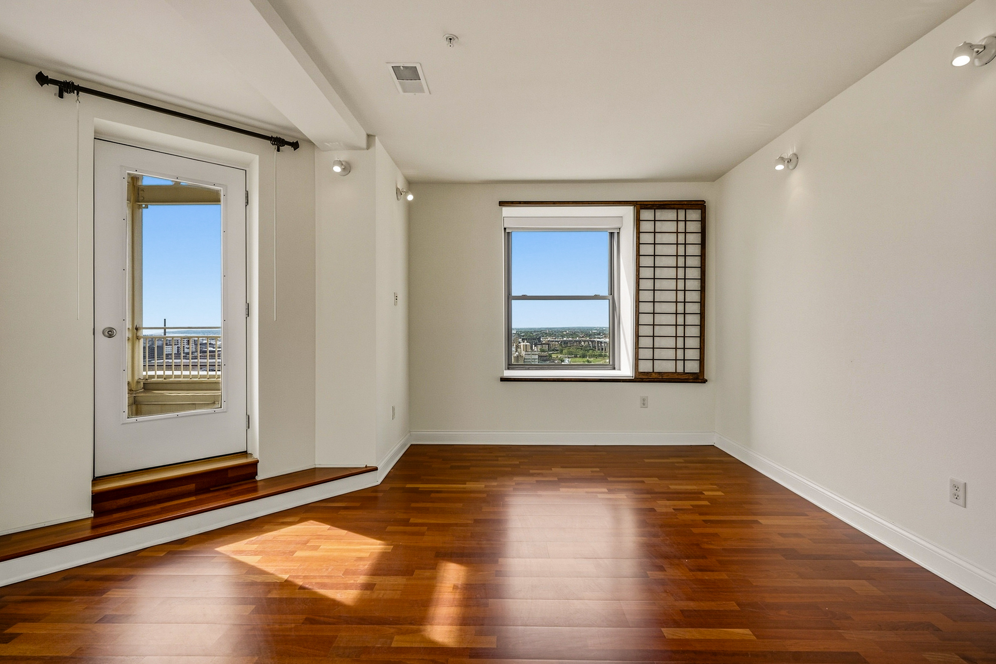 606 W. Wisconsin Ave. Unit 1801