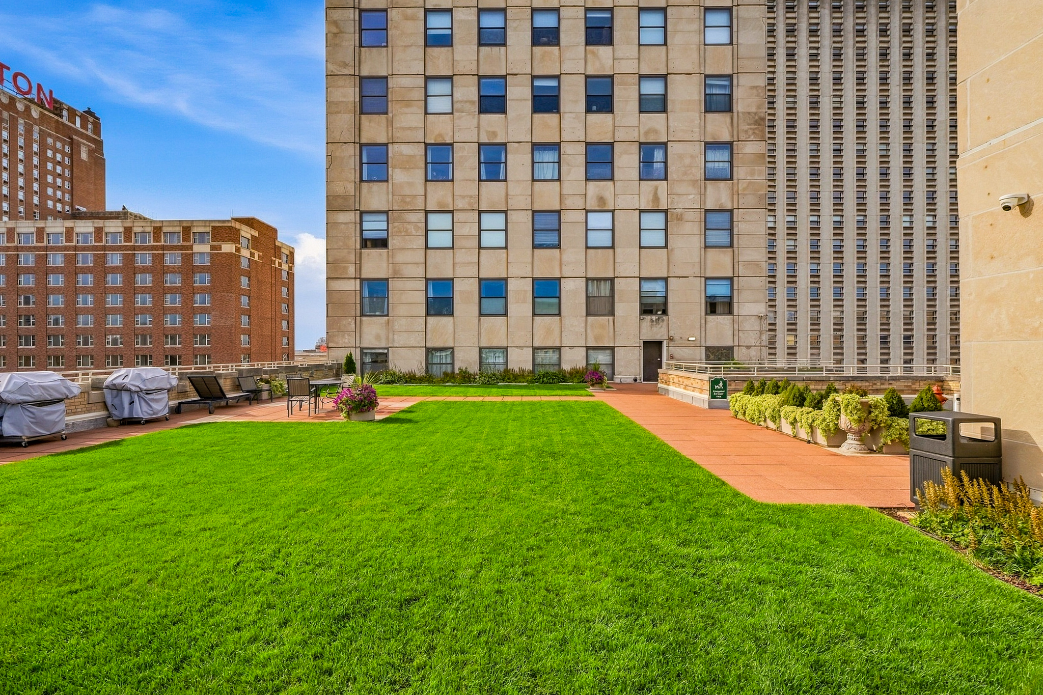 606 W. Wisconsin Ave. Unit 1801