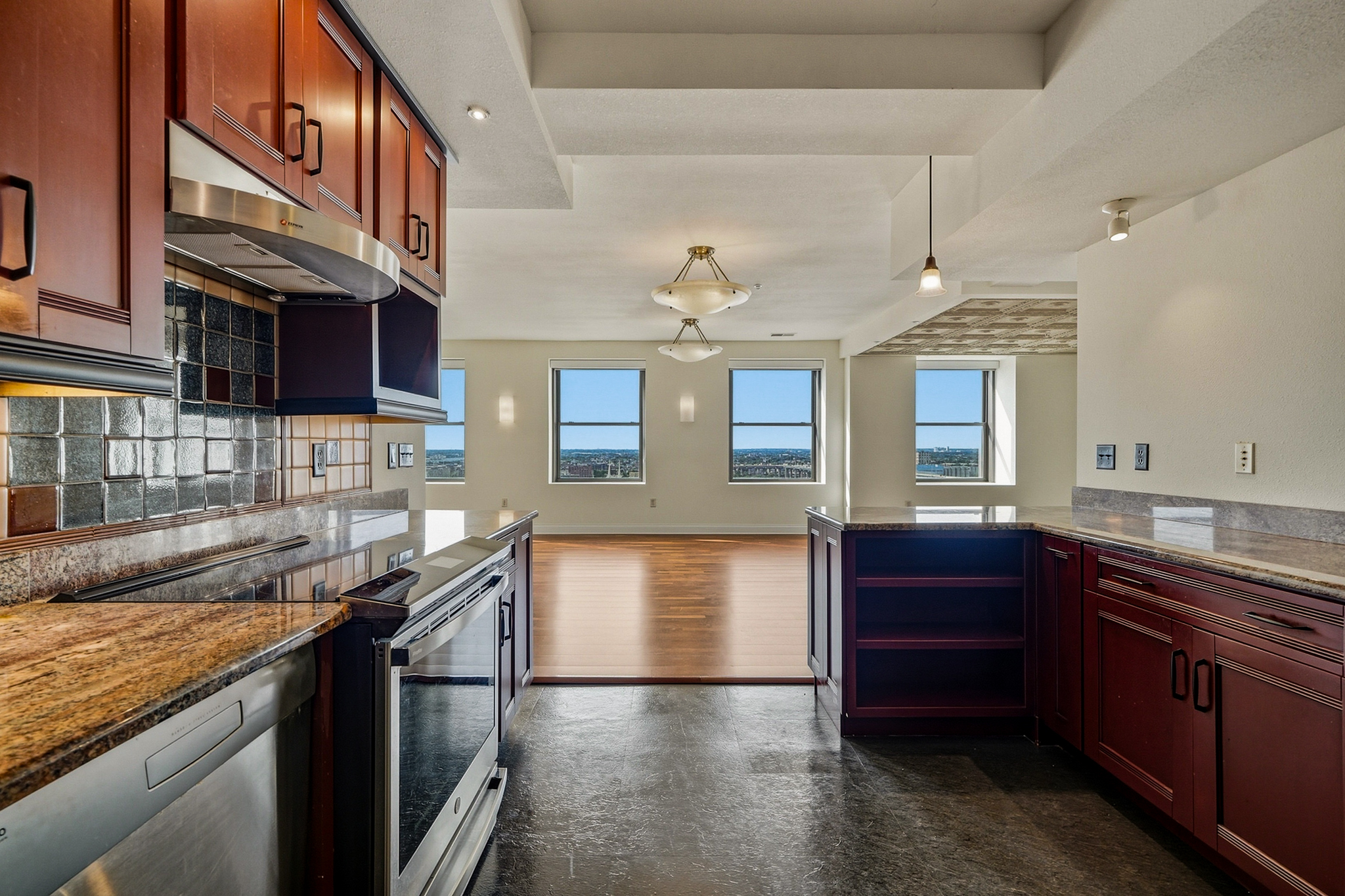 606 W. Wisconsin Ave. Unit 1801
