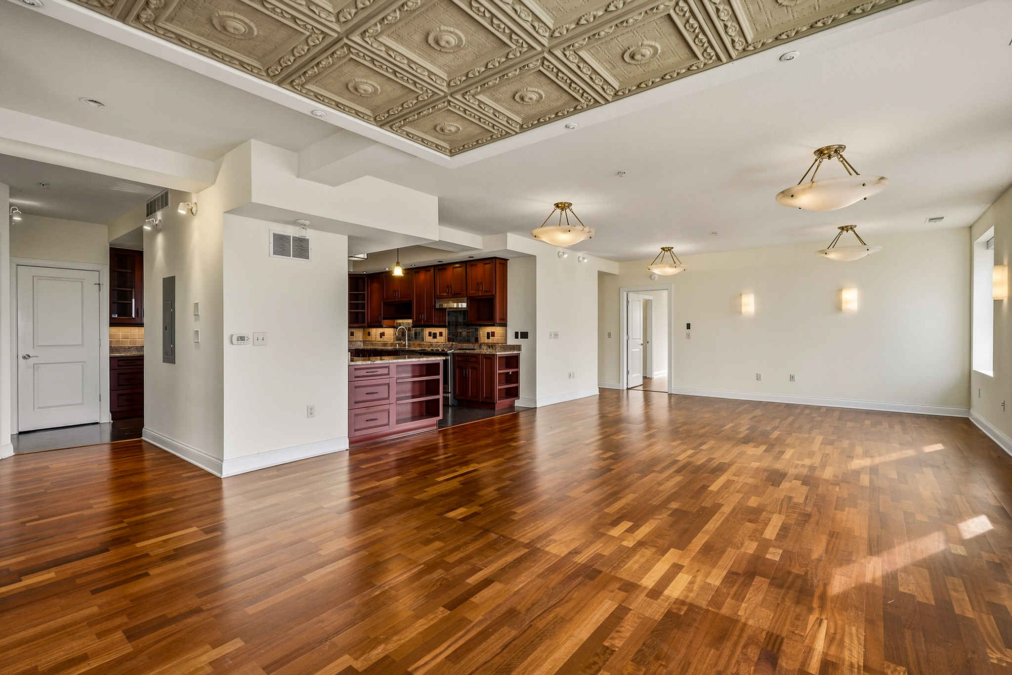 606 W. Wisconsin Ave. Unit 1801