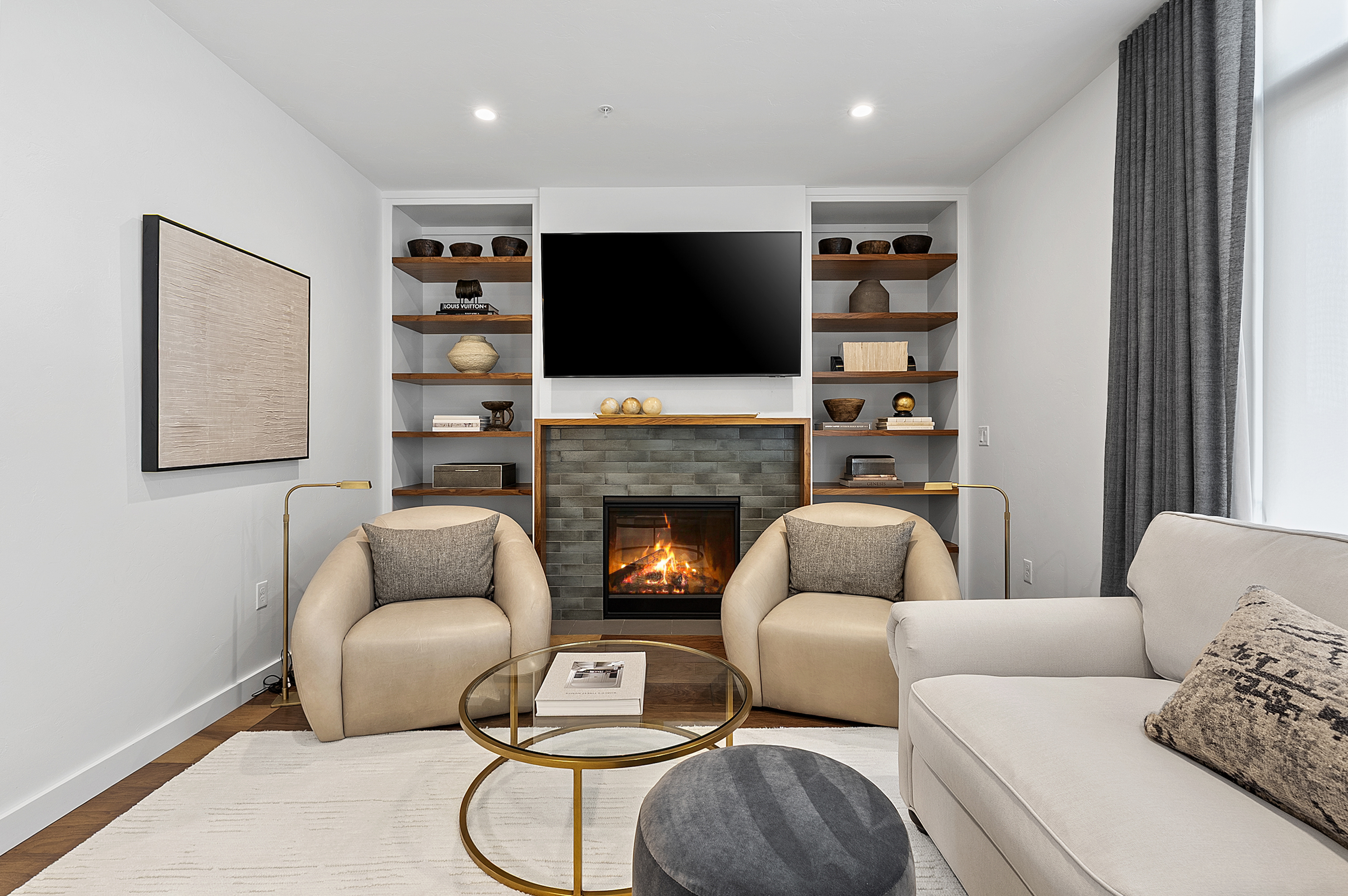 1083 Brookwood Drive 