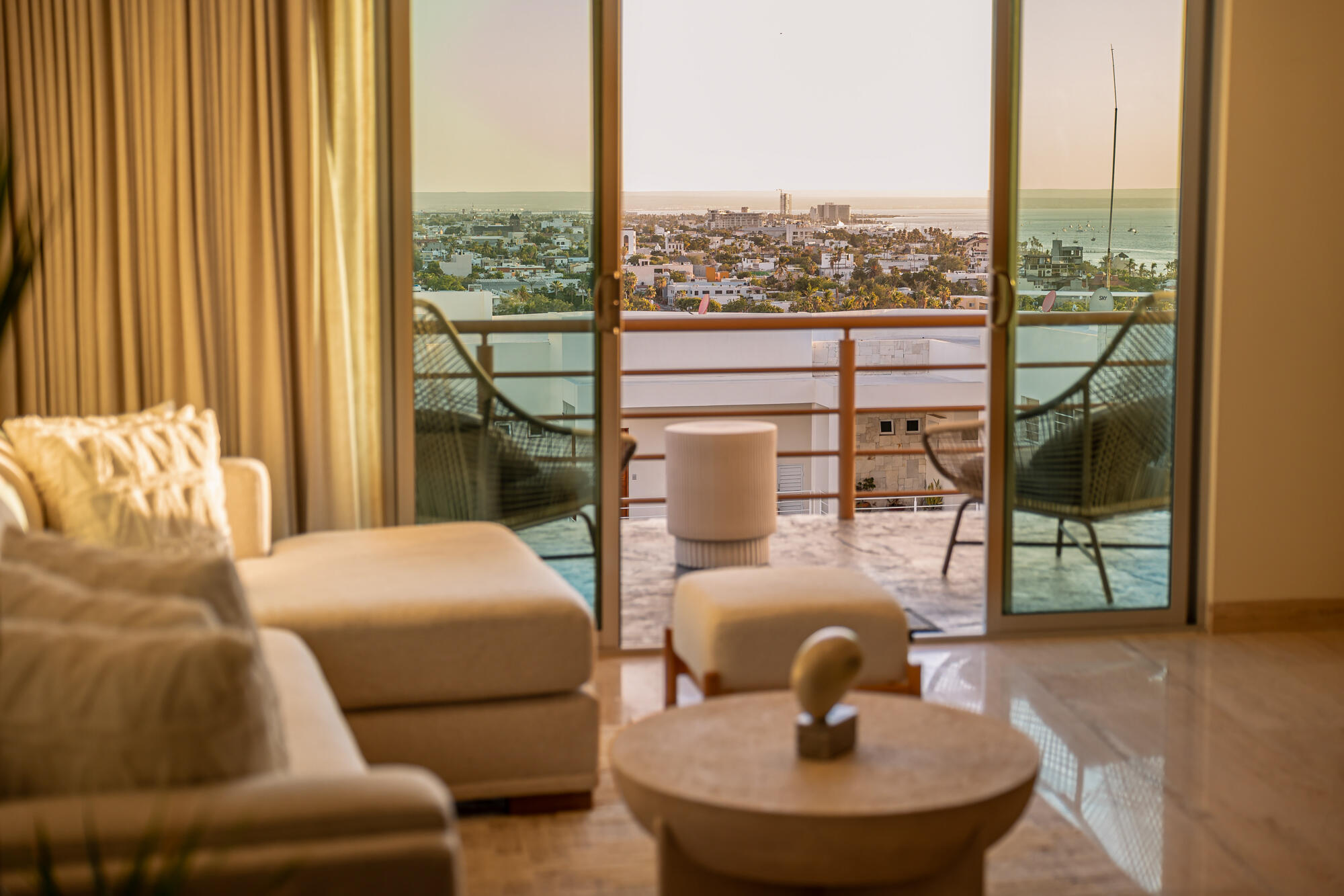 Blvd Colinas del Sol, Vista Marina