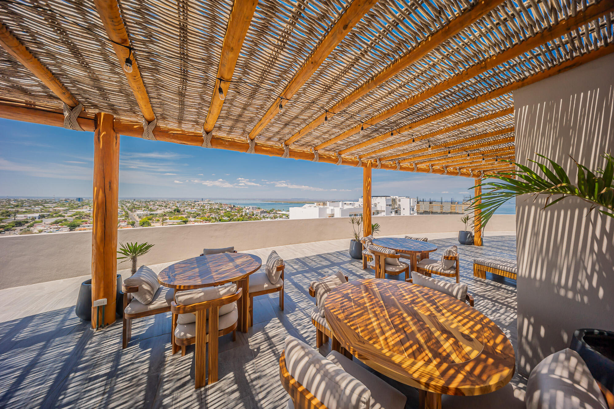 Blvd Colinas del Sol, Vista Marina