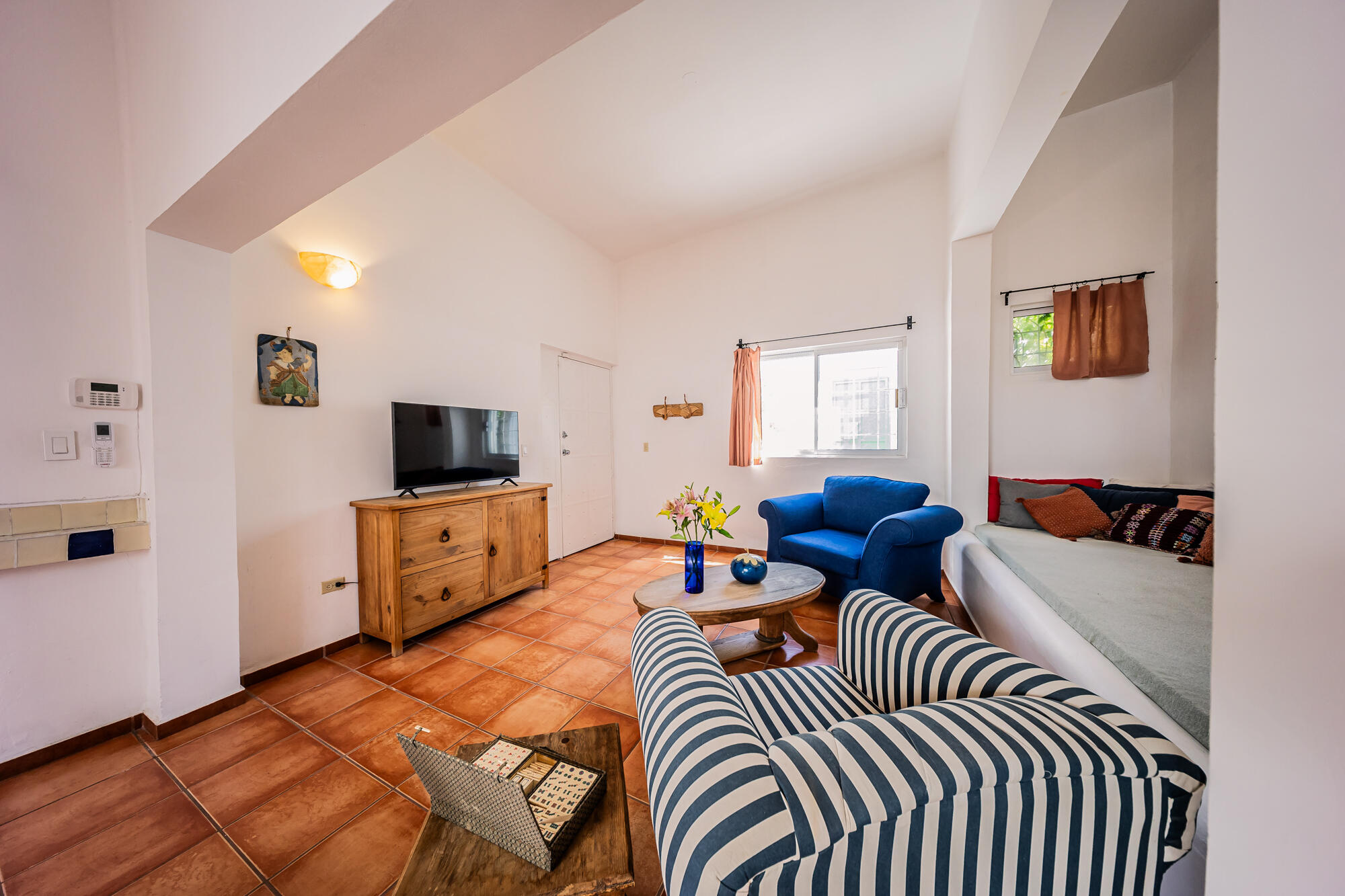 1010 Guillermo Prieto, Casa La Coruja