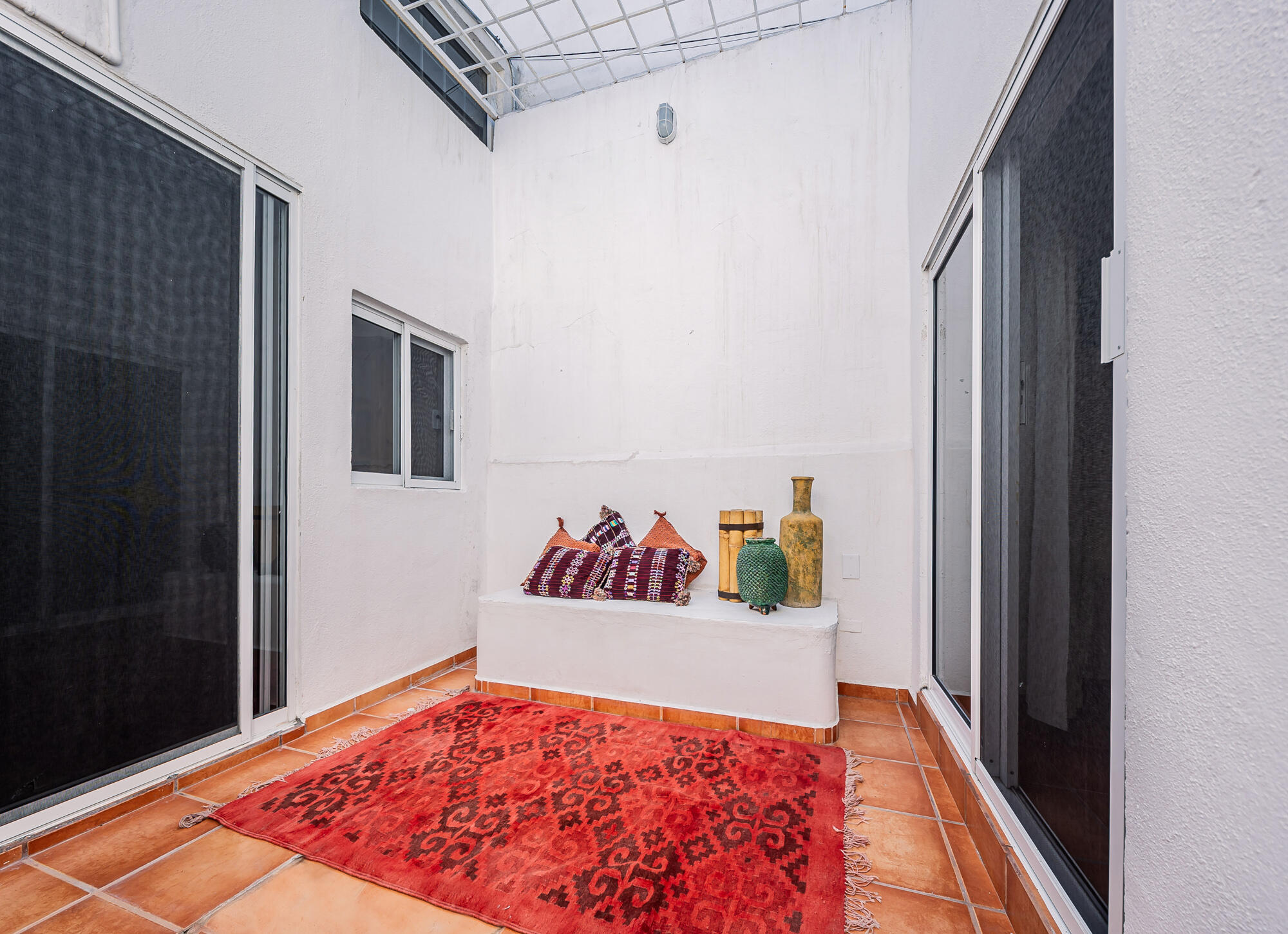 1010 Guillermo Prieto, Casa La Coruja