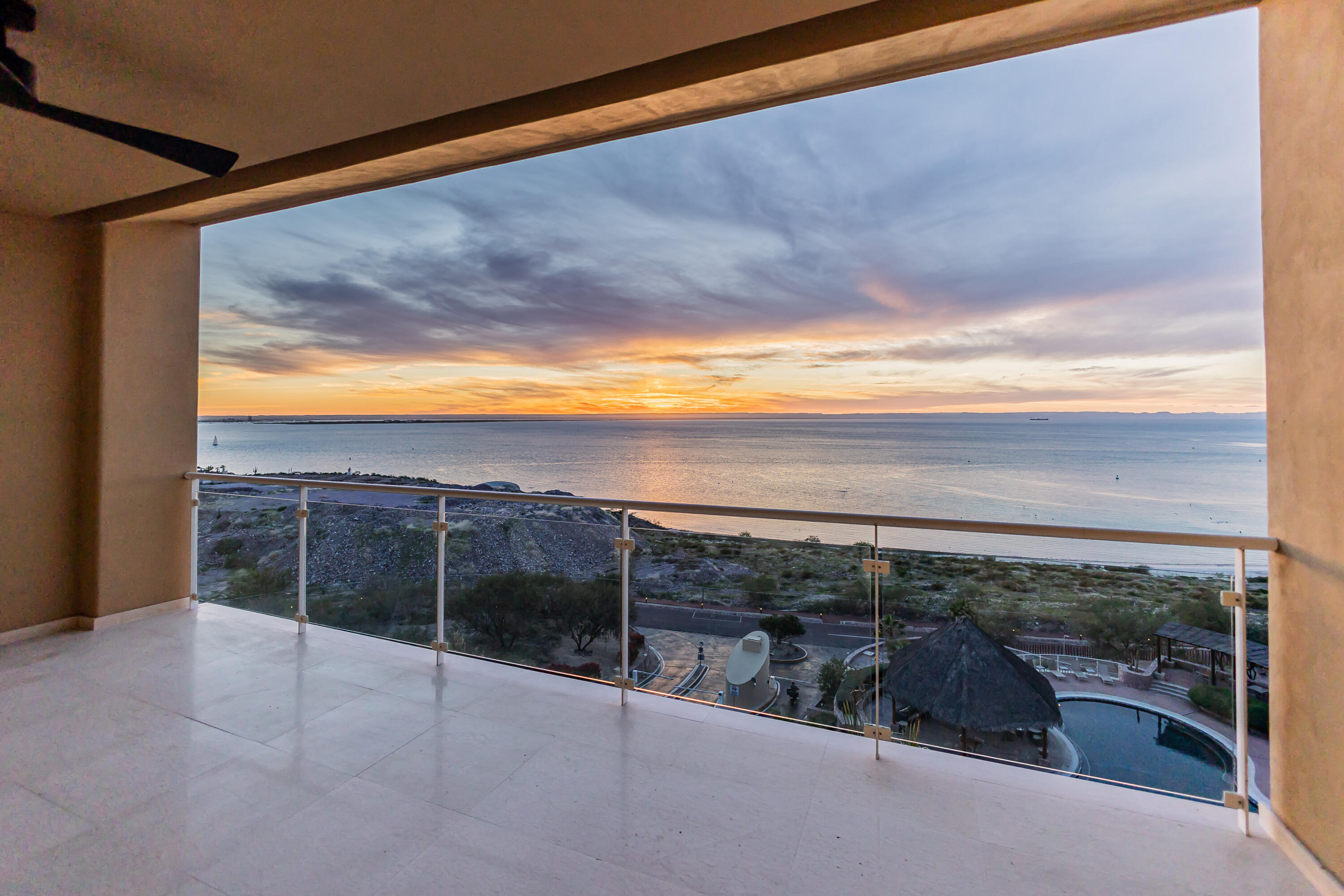 Vistamar Street, Vistamar