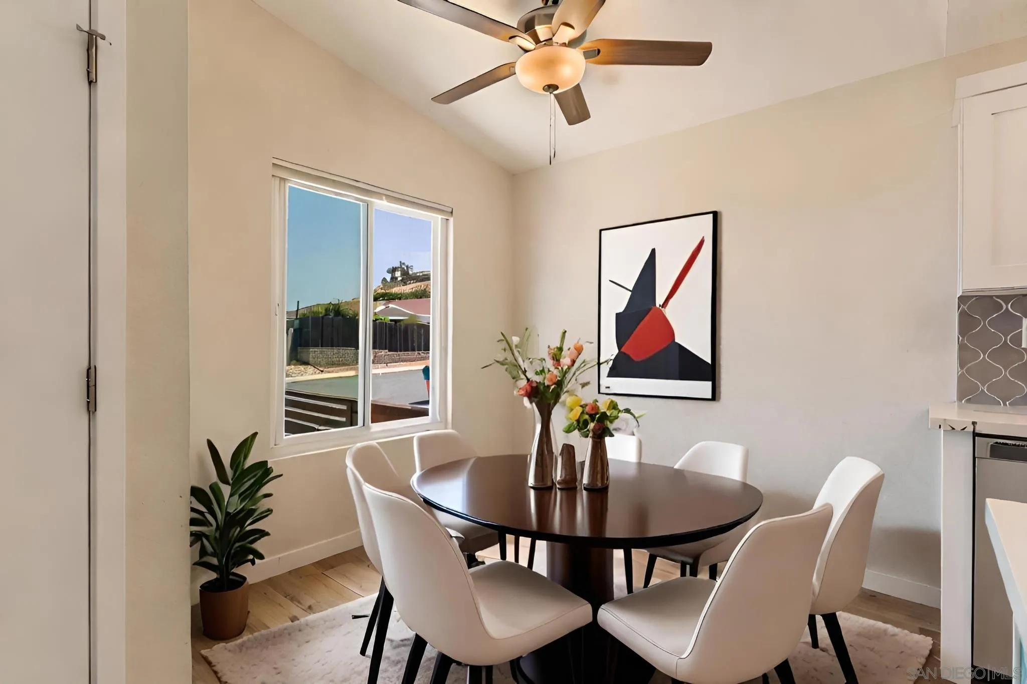 1213 Paseo Hermosa