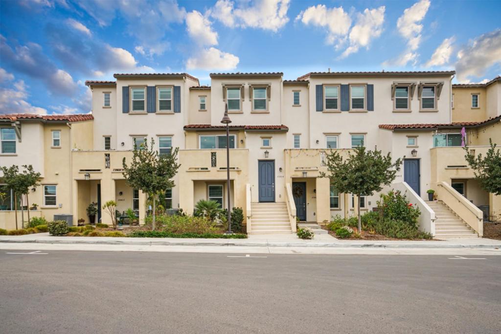 4348 Nautilus Way 4