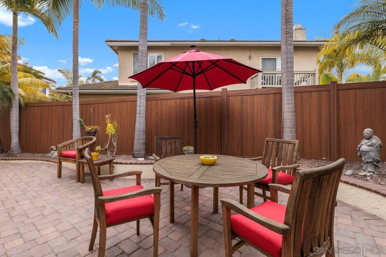 7390 Seafarer Pl
